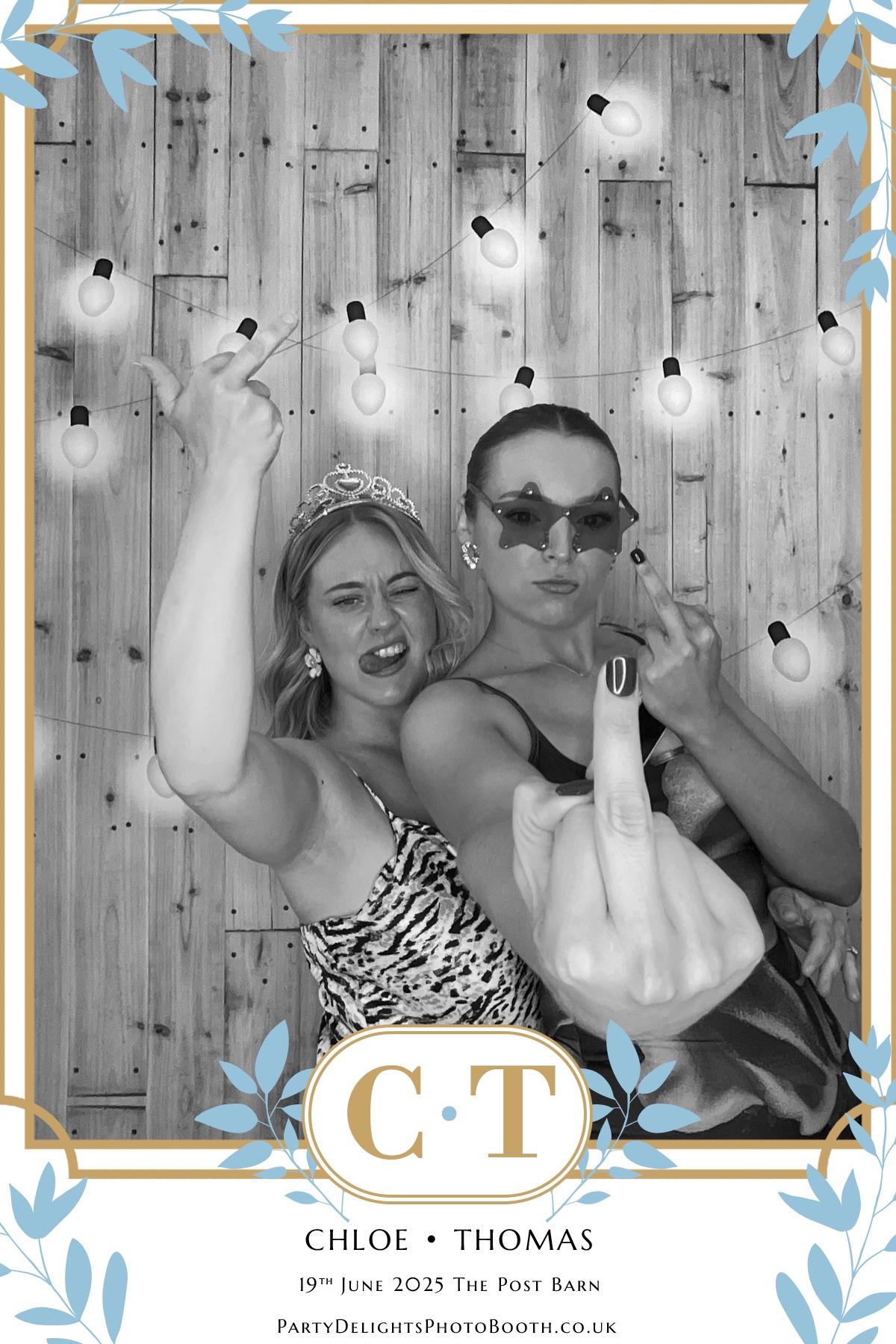 Chloe & Tom’s Wedding | View more photos from the event at gallery.partydelightsphotobooth.co.uk/u/PartyDelightsPhotoBooth/Chloe-Tom’s-Wedding