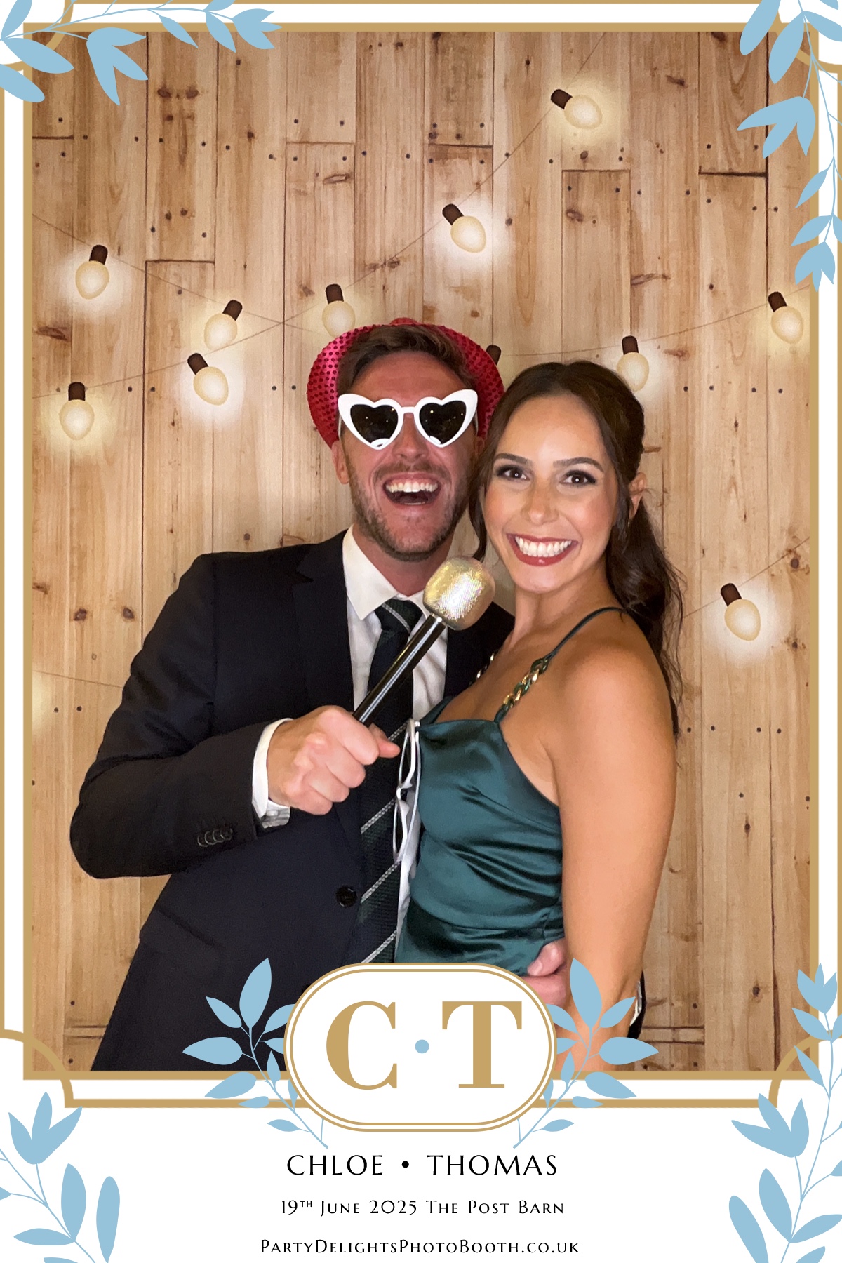 Chloe & Tom’s Wedding | View more photos from the event at gallery.partydelightsphotobooth.co.uk/u/PartyDelightsPhotoBooth/Chloe-Tom’s-Wedding