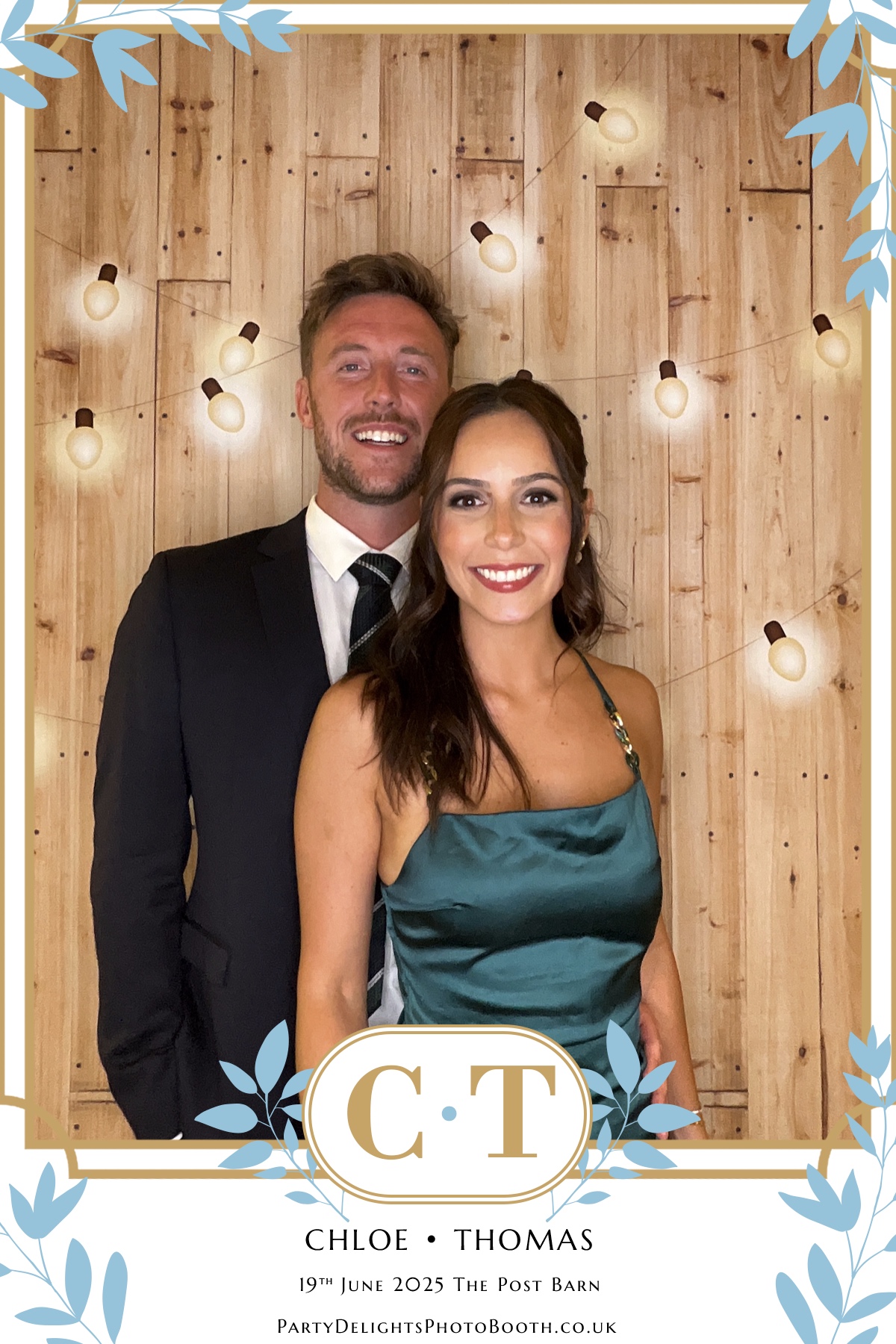 Chloe & Tom’s Wedding | View more photos from the event at gallery.partydelightsphotobooth.co.uk/u/PartyDelightsPhotoBooth/Chloe-Tom’s-Wedding
