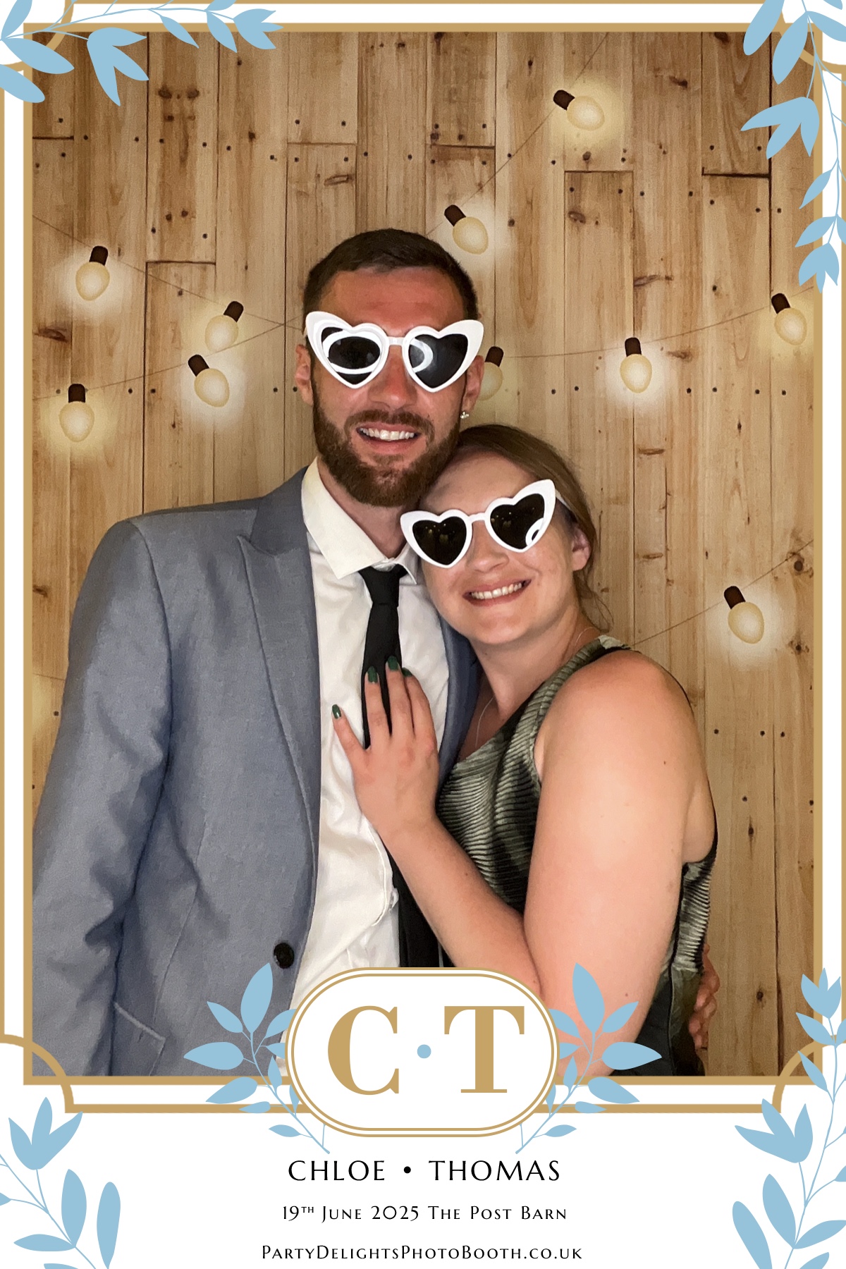 Chloe & Tom’s Wedding | View more photos from the event at gallery.partydelightsphotobooth.co.uk/u/PartyDelightsPhotoBooth/Chloe-Tom’s-Wedding