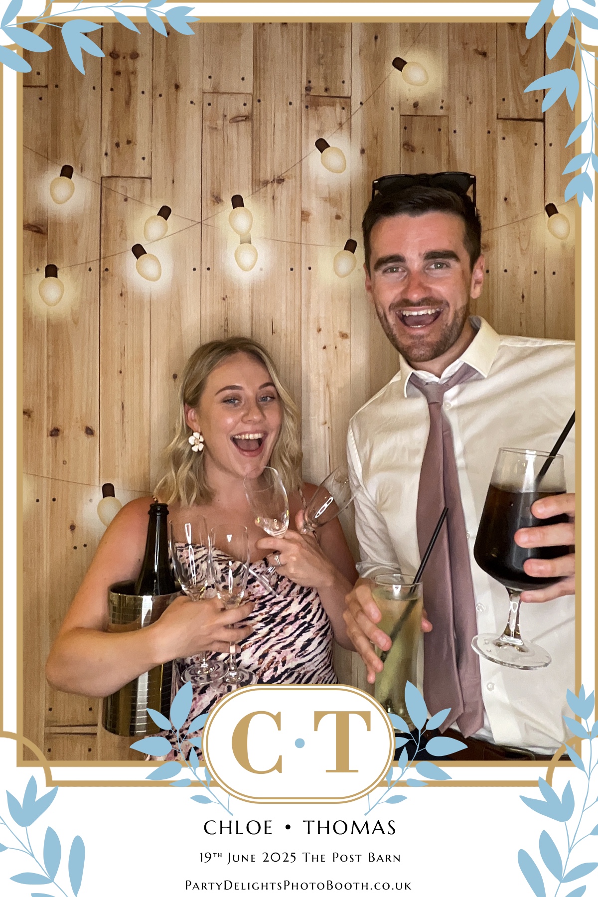 Chloe & Tom’s Wedding | View more photos from the event at gallery.partydelightsphotobooth.co.uk/u/PartyDelightsPhotoBooth/Chloe-Tom’s-Wedding