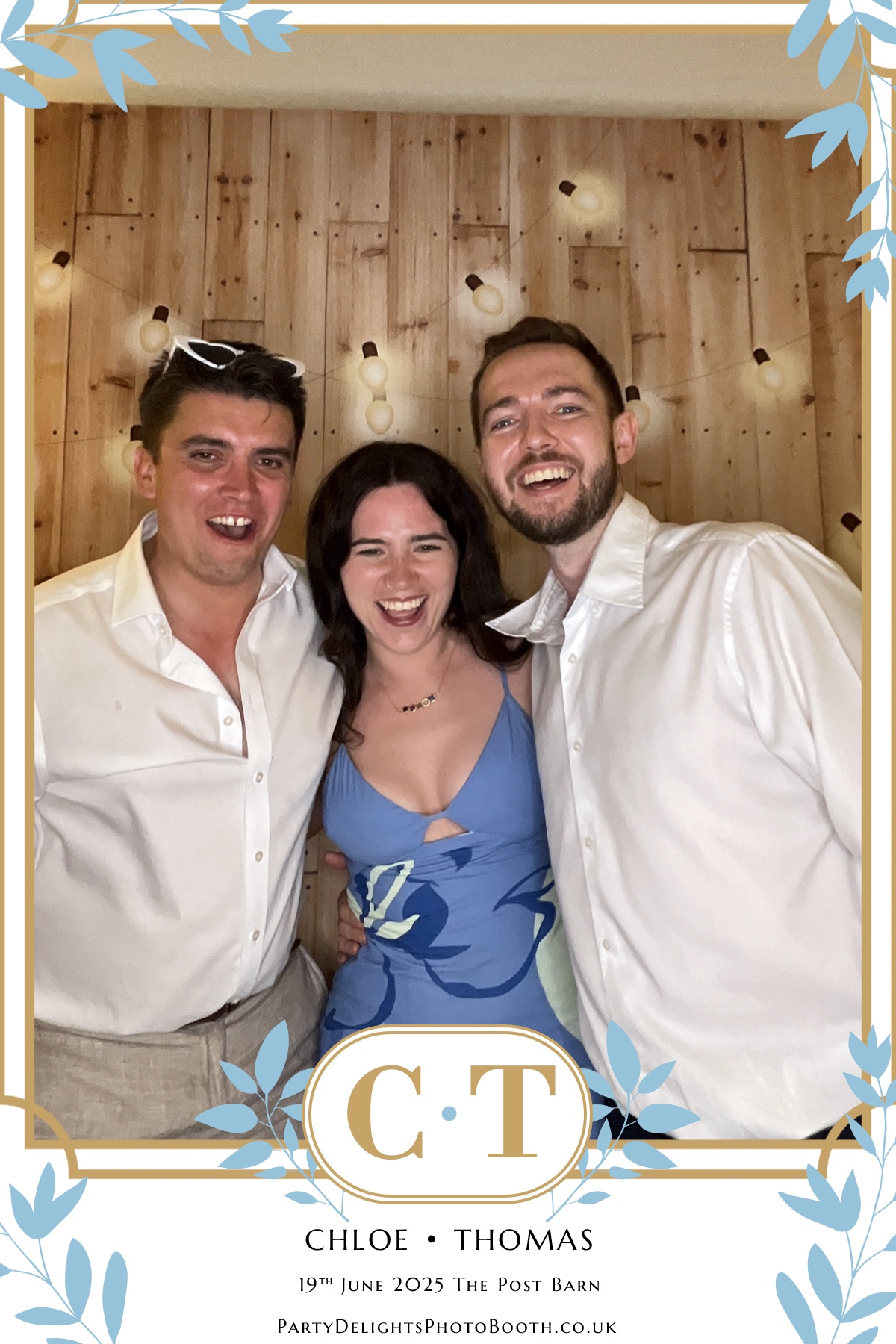 Chloe & Tom’s Wedding | View more photos from the event at gallery.partydelightsphotobooth.co.uk/u/PartyDelightsPhotoBooth/Chloe-Tom’s-Wedding