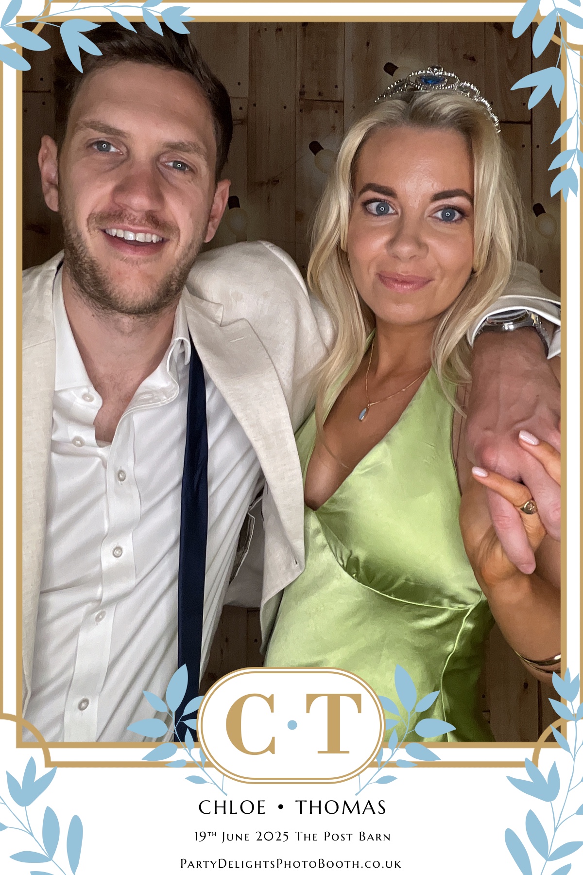 Chloe & Tom’s Wedding | View more photos from the event at gallery.partydelightsphotobooth.co.uk/u/PartyDelightsPhotoBooth/Chloe-Tom’s-Wedding