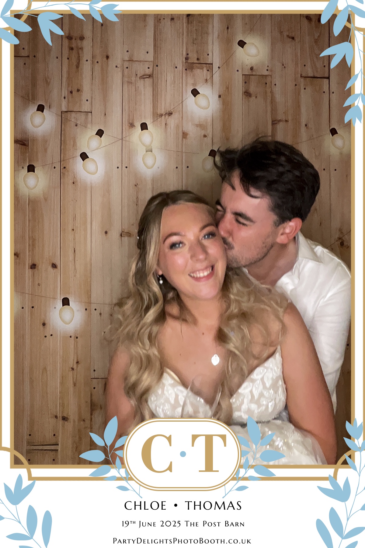Chloe & Tom’s Wedding | View more photos from the event at gallery.partydelightsphotobooth.co.uk/u/PartyDelightsPhotoBooth/Chloe-Tom’s-Wedding