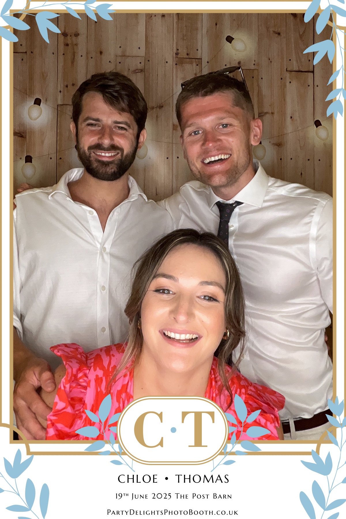 Chloe & Tom’s Wedding | View more photos from the event at gallery.partydelightsphotobooth.co.uk/u/PartyDelightsPhotoBooth/Chloe-Tom’s-Wedding