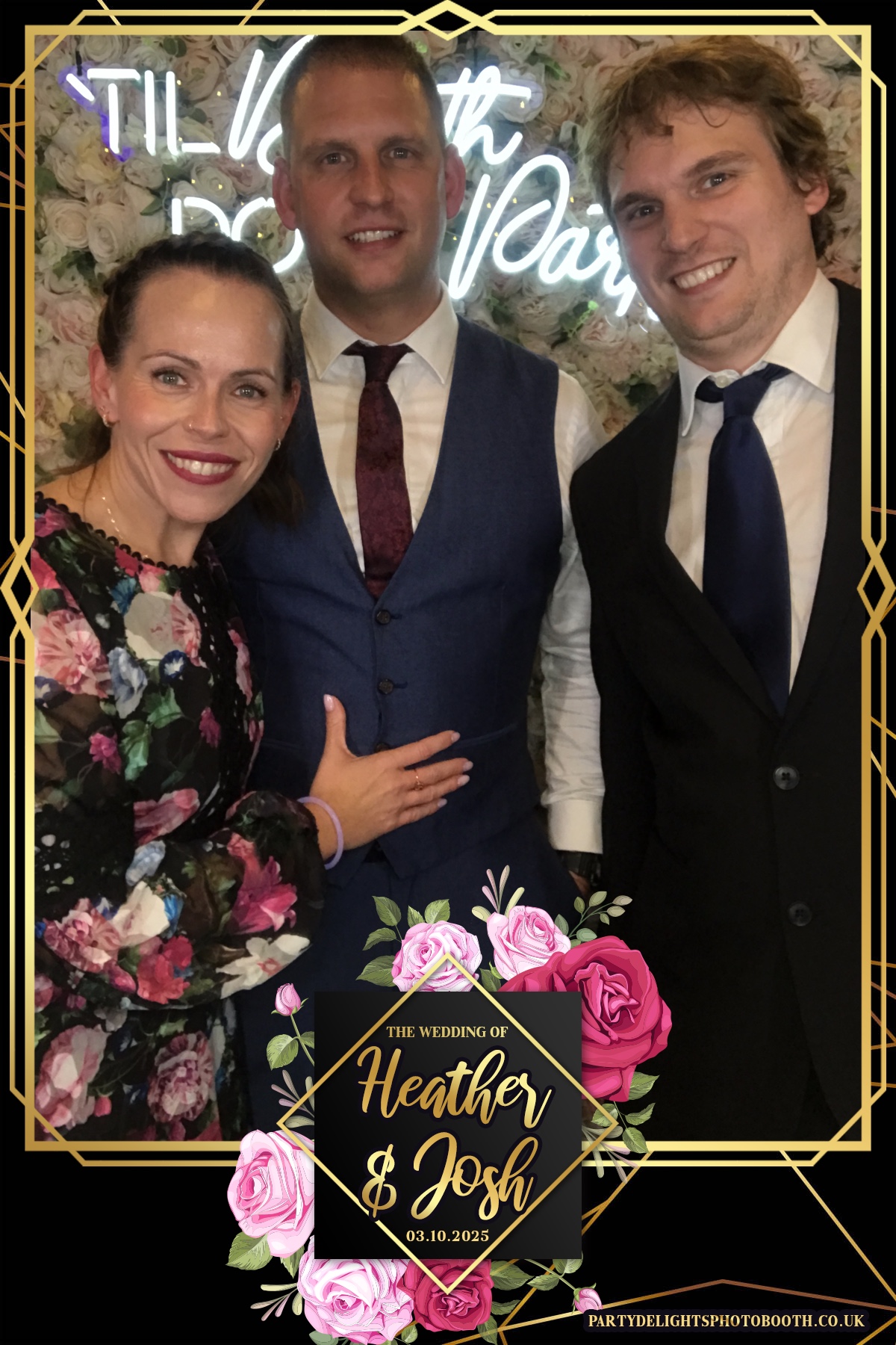 Heather and Josh's Wedding | View more photos from the event at gallery.partydelightsphotobooth.co.uk/u/PartyDelightsPhotoBooth/Heather-and-Joshs-Wedding