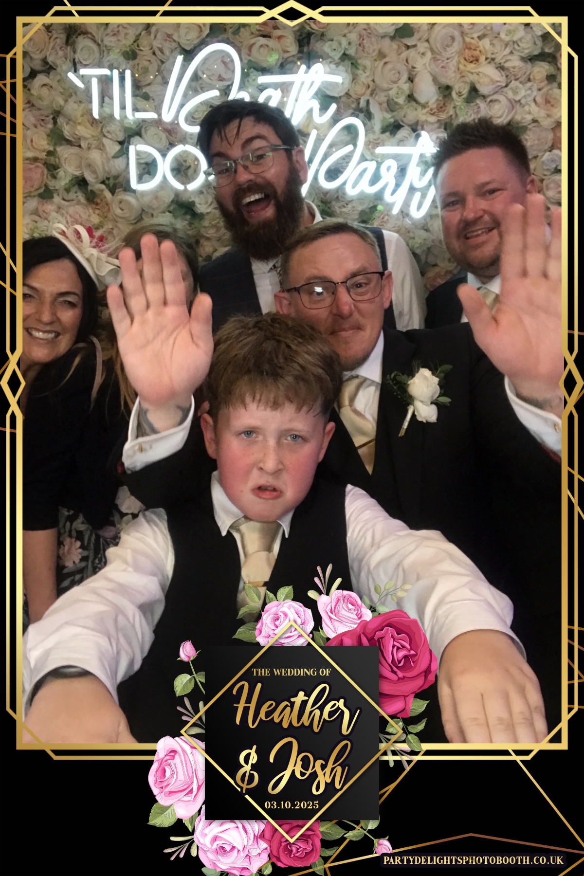 Heather and Josh's Wedding | View more photos from the event at gallery.partydelightsphotobooth.co.uk/u/PartyDelightsPhotoBooth/Heather-and-Joshs-Wedding
