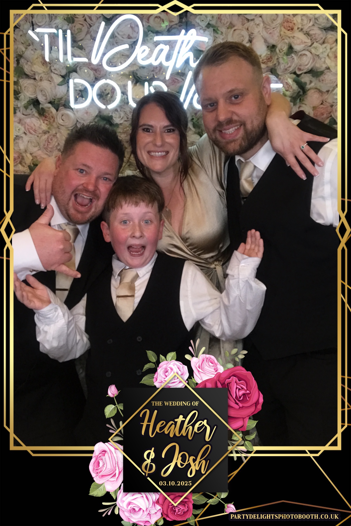 Heather and Josh's Wedding | View more photos from the event at gallery.partydelightsphotobooth.co.uk/u/PartyDelightsPhotoBooth/Heather-and-Joshs-Wedding