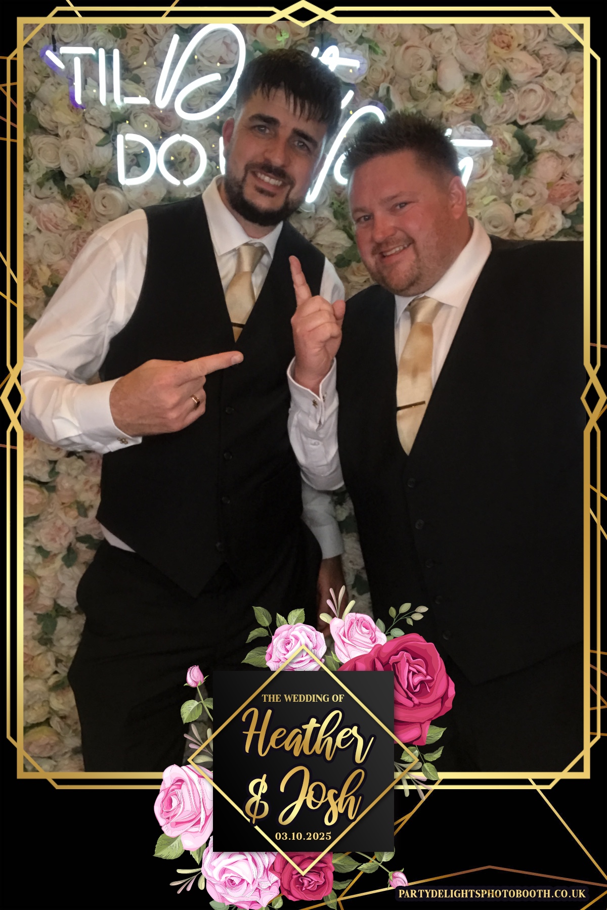 Heather and Josh's Wedding | View more photos from the event at gallery.partydelightsphotobooth.co.uk/u/PartyDelightsPhotoBooth/Heather-and-Joshs-Wedding