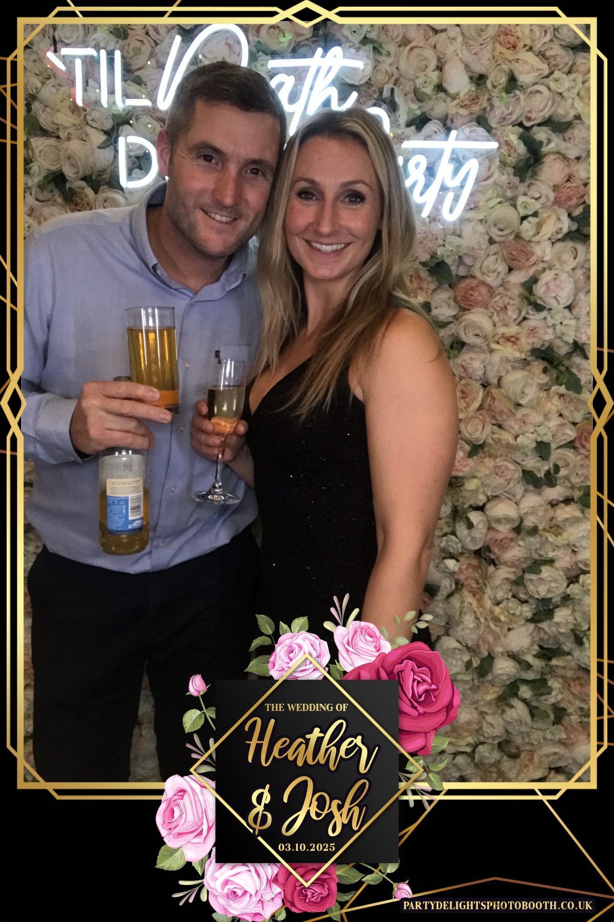 Heather and Josh's Wedding | View more photos from the event at gallery.partydelightsphotobooth.co.uk/u/PartyDelightsPhotoBooth/Heather-and-Joshs-Wedding