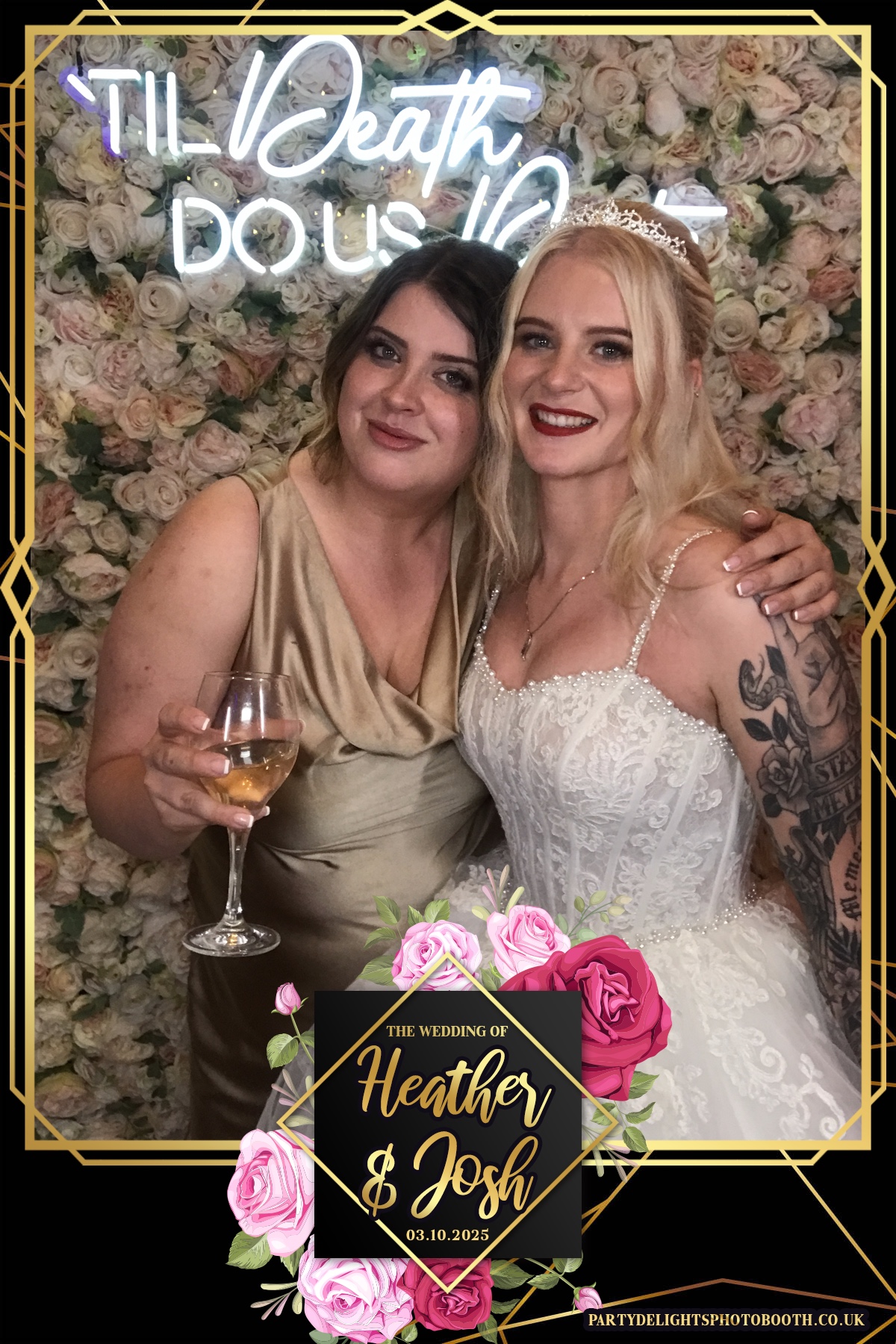 Heather and Josh's Wedding | View more photos from the event at gallery.partydelightsphotobooth.co.uk/u/PartyDelightsPhotoBooth/Heather-and-Joshs-Wedding