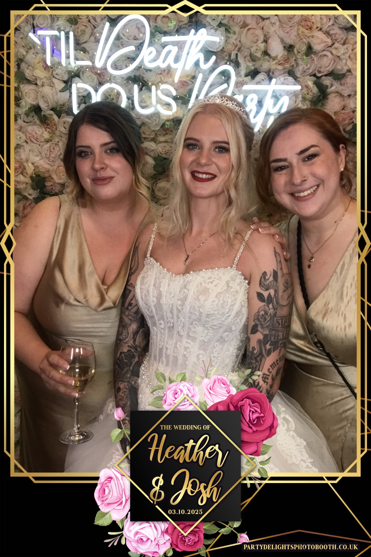 Heather and Josh's Wedding | View more photos from the event at gallery.partydelightsphotobooth.co.uk/u/PartyDelightsPhotoBooth/Heather-and-Joshs-Wedding