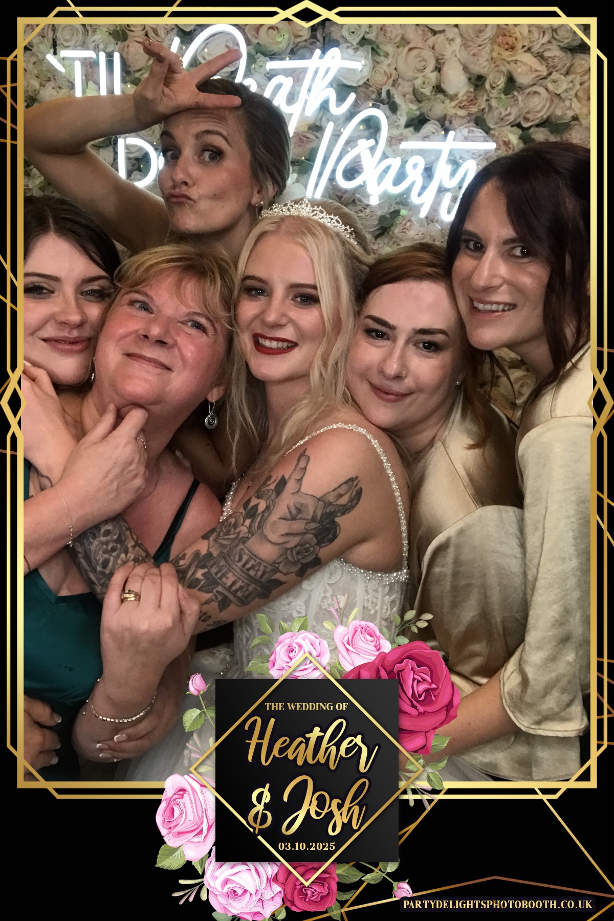 Heather and Josh's Wedding | View more photos from the event at gallery.partydelightsphotobooth.co.uk/u/PartyDelightsPhotoBooth/Heather-and-Joshs-Wedding