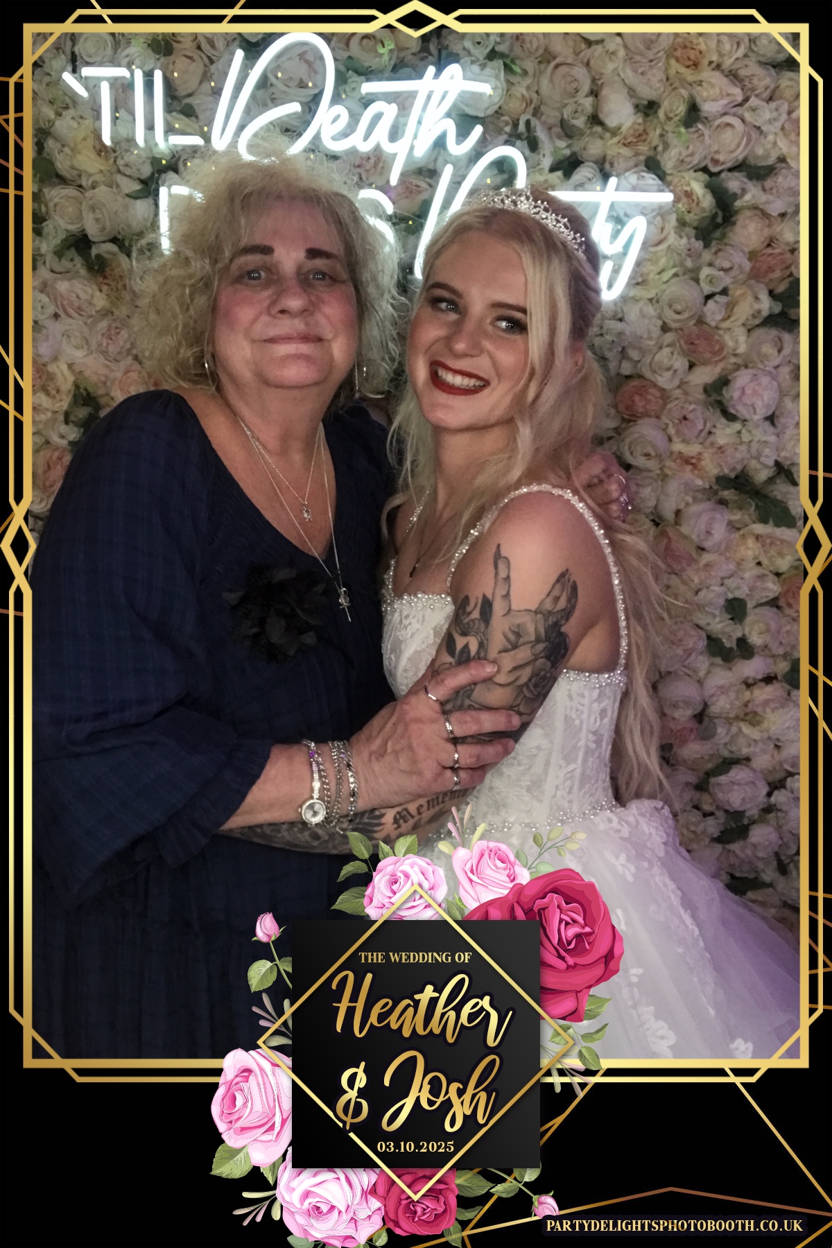 Heather and Josh's Wedding | View more photos from the event at gallery.partydelightsphotobooth.co.uk/u/PartyDelightsPhotoBooth/Heather-and-Joshs-Wedding