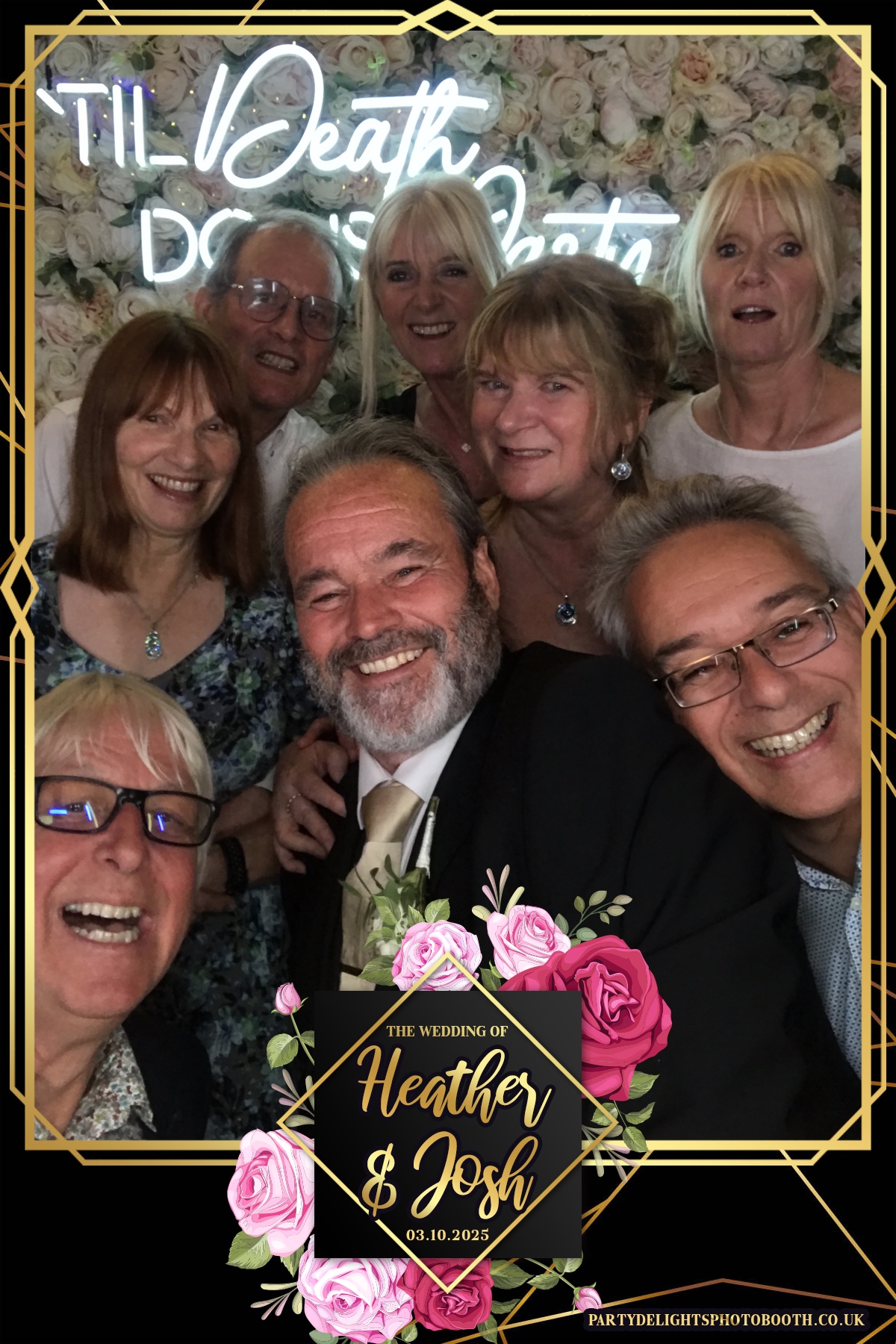 Heather and Josh's Wedding | View more photos from the event at gallery.partydelightsphotobooth.co.uk/u/PartyDelightsPhotoBooth/Heather-and-Joshs-Wedding