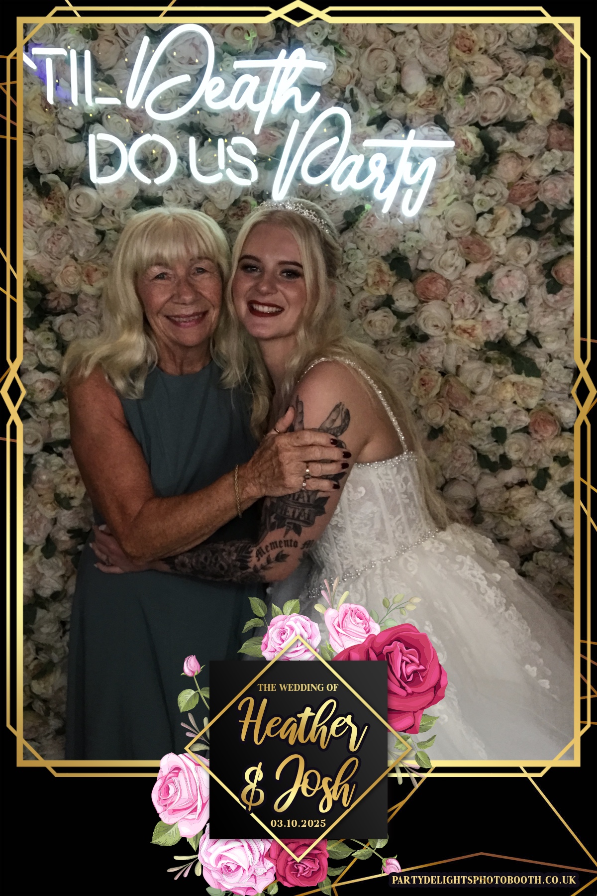 Heather and Josh's Wedding | View more photos from the event at gallery.partydelightsphotobooth.co.uk/u/PartyDelightsPhotoBooth/Heather-and-Joshs-Wedding