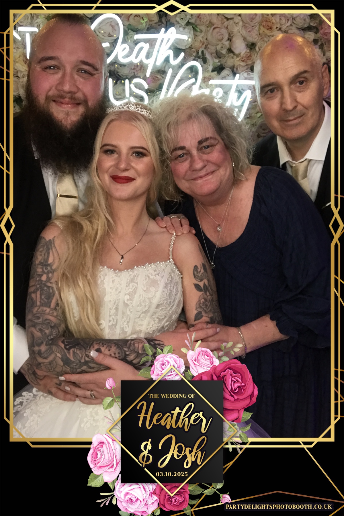 Heather and Josh's Wedding | View more photos from the event at gallery.partydelightsphotobooth.co.uk/u/PartyDelightsPhotoBooth/Heather-and-Joshs-Wedding