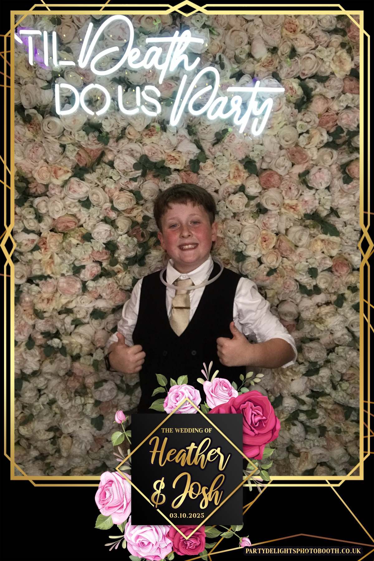 Heather and Josh's Wedding | View more photos from the event at gallery.partydelightsphotobooth.co.uk/u/PartyDelightsPhotoBooth/Heather-and-Joshs-Wedding