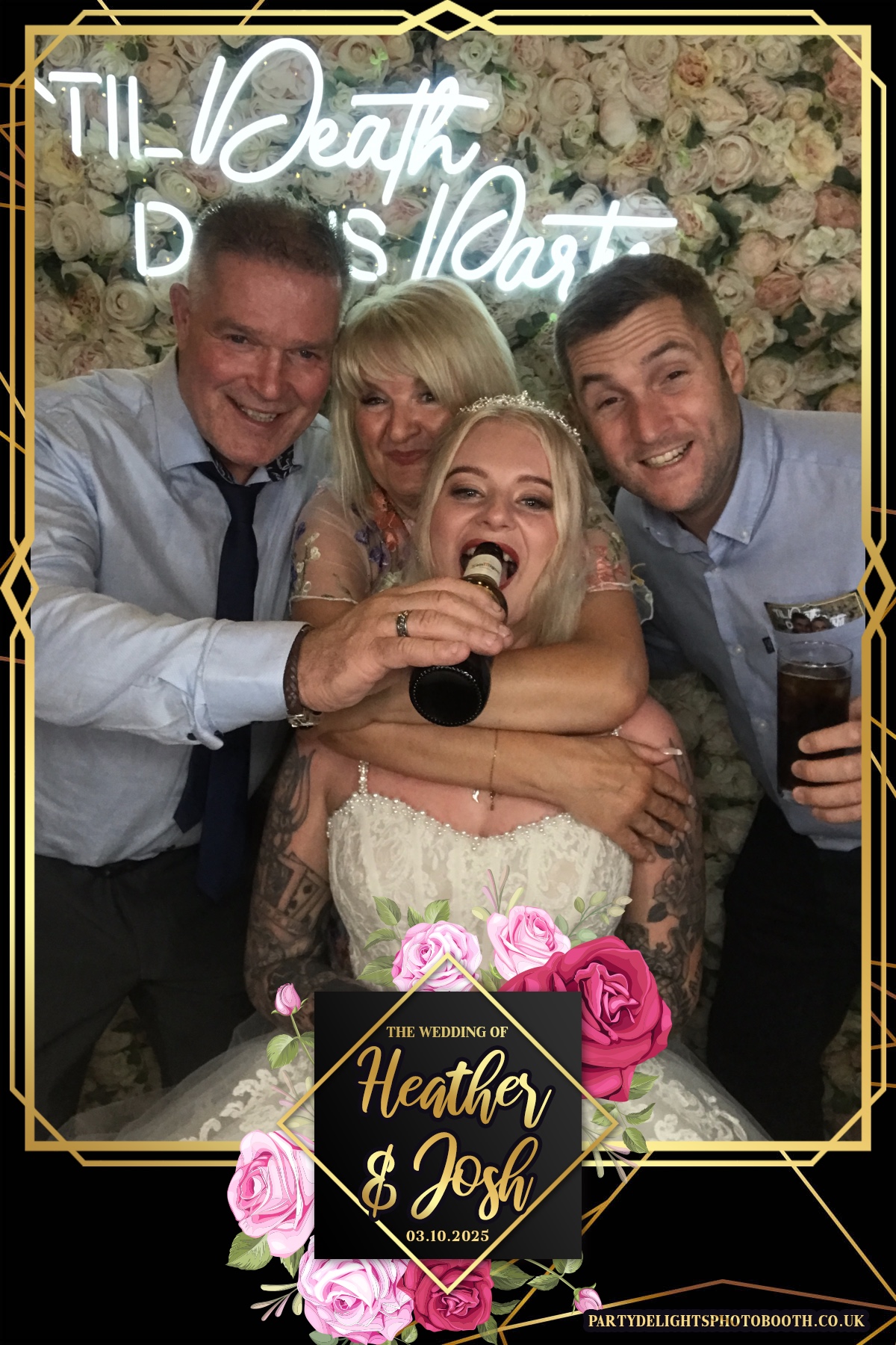 Heather and Josh's Wedding | View more photos from the event at gallery.partydelightsphotobooth.co.uk/u/PartyDelightsPhotoBooth/Heather-and-Joshs-Wedding