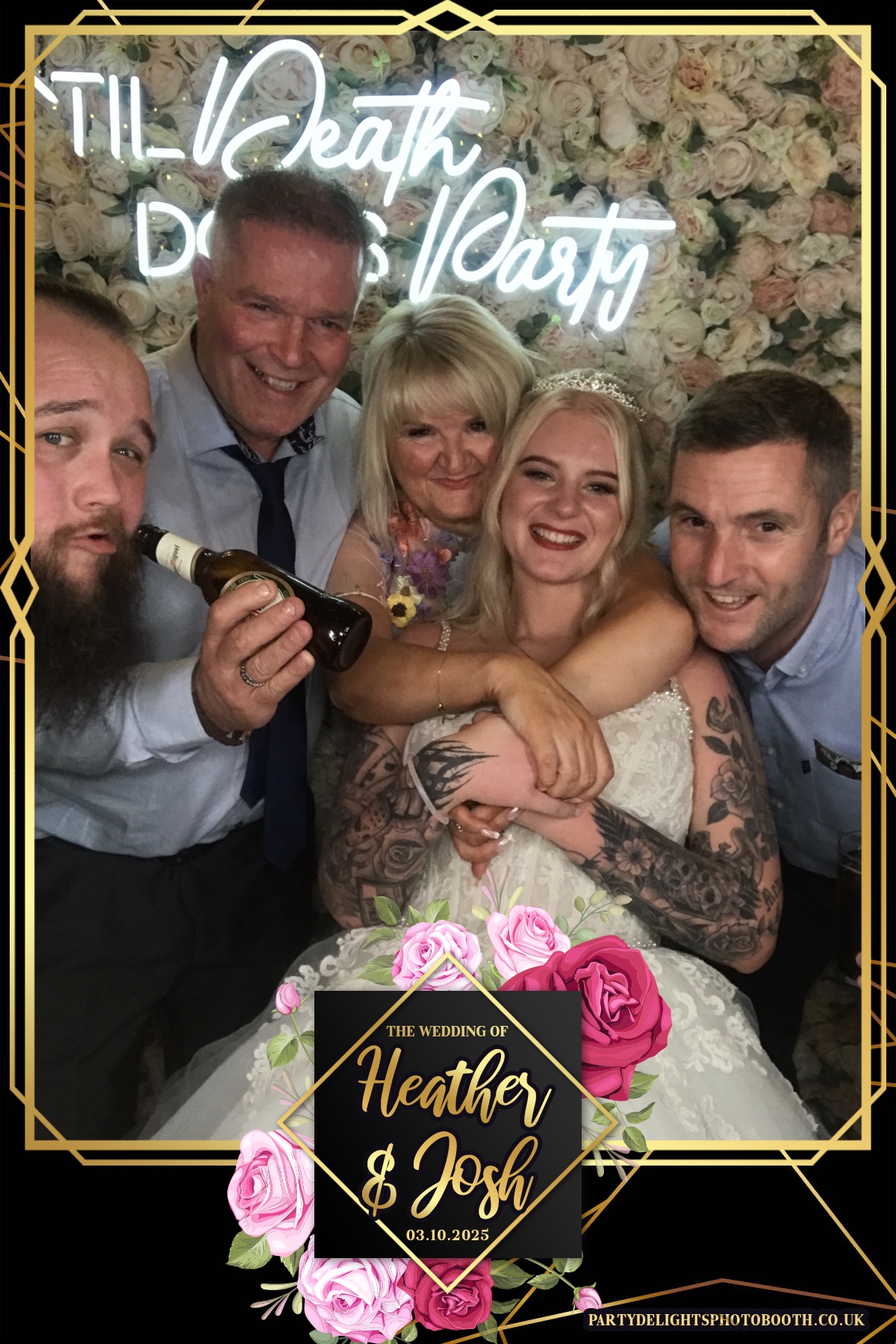 Heather and Josh's Wedding | View more photos from the event at gallery.partydelightsphotobooth.co.uk/u/PartyDelightsPhotoBooth/Heather-and-Joshs-Wedding