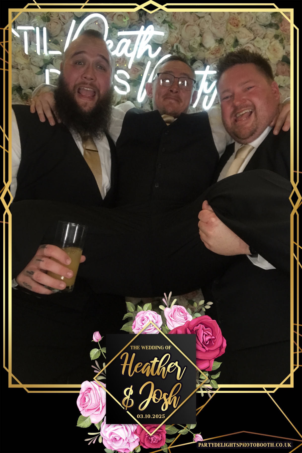 Heather and Josh's Wedding | View more photos from the event at gallery.partydelightsphotobooth.co.uk/u/PartyDelightsPhotoBooth/Heather-and-Joshs-Wedding