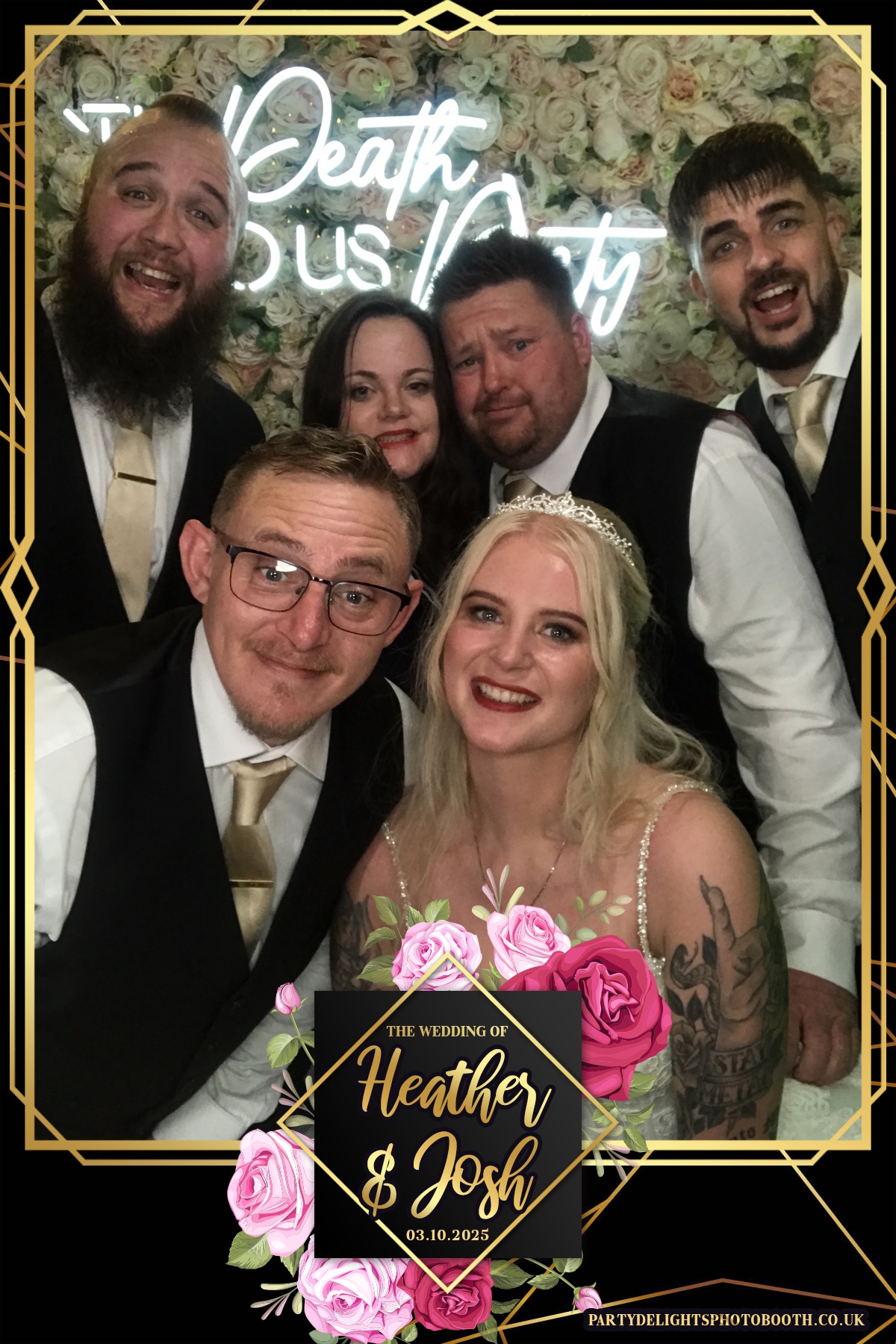 Heather and Josh's Wedding | View more photos from the event at gallery.partydelightsphotobooth.co.uk/u/PartyDelightsPhotoBooth/Heather-and-Joshs-Wedding
