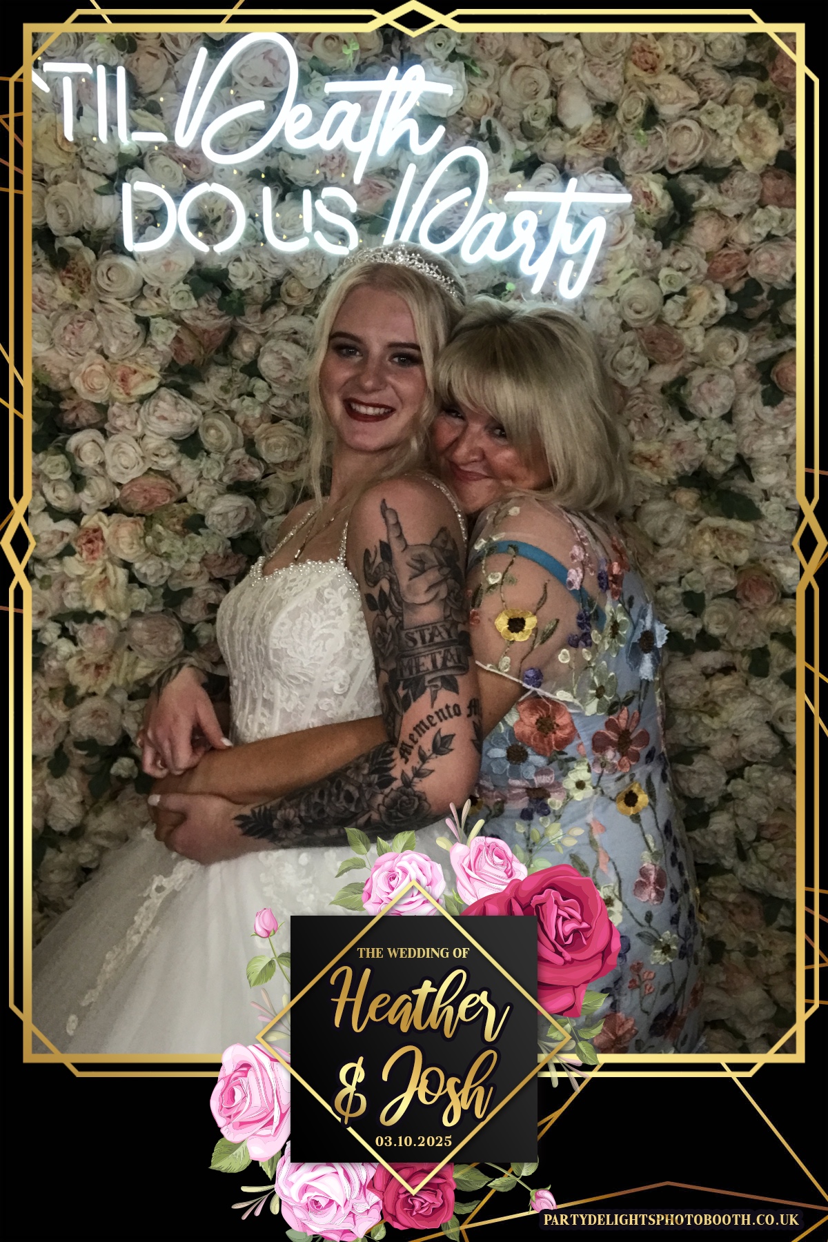 Heather and Josh's Wedding | View more photos from the event at gallery.partydelightsphotobooth.co.uk/u/PartyDelightsPhotoBooth/Heather-and-Joshs-Wedding