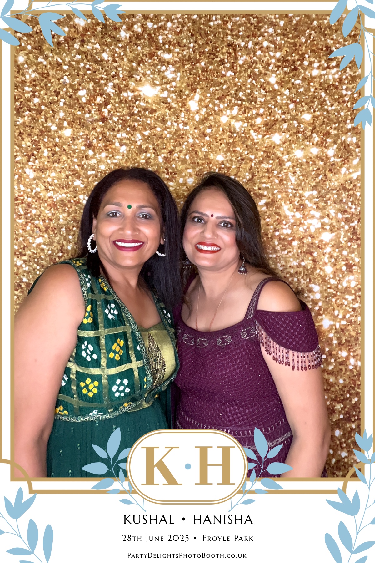 Kushal and Hanisha’s Wedding | View more photos from the event at gallery.partydelightsphotobooth.co.uk/u/PartyDelightsPhotoBooth/Kushal-and-Hanisha’s-Wedding