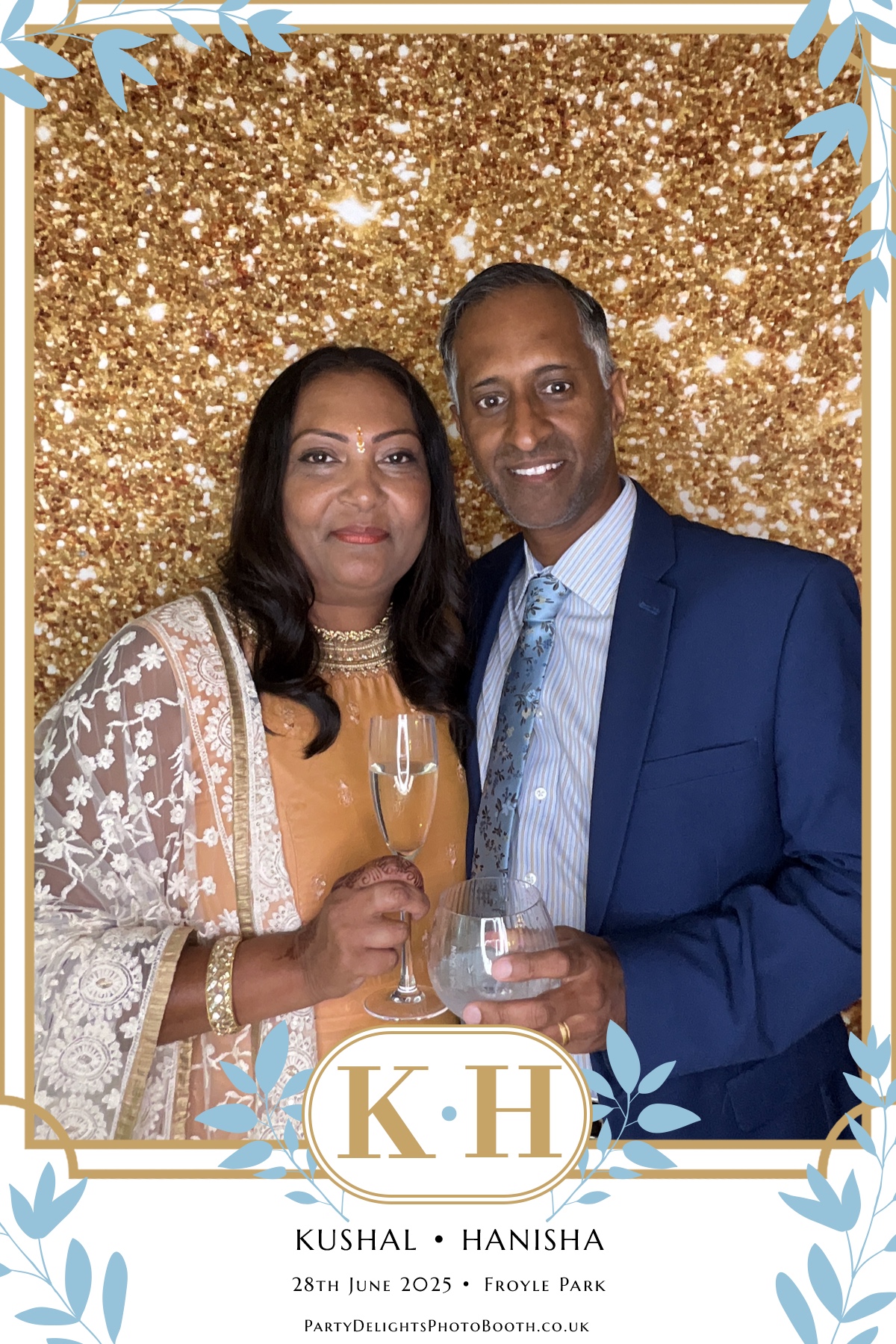 Kushal and Hanisha’s Wedding | View more photos from the event at gallery.partydelightsphotobooth.co.uk/u/PartyDelightsPhotoBooth/Kushal-and-Hanisha’s-Wedding