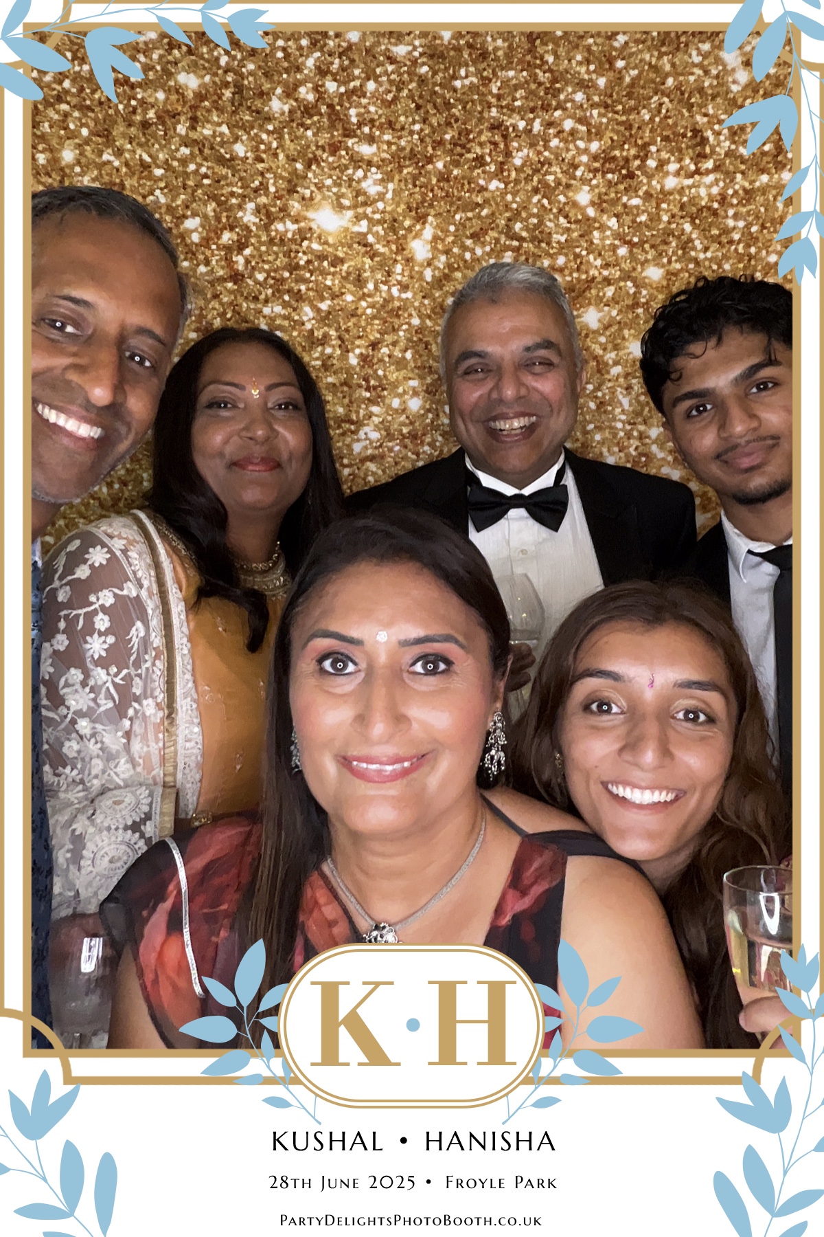 Kushal and Hanisha’s Wedding | View more photos from the event at gallery.partydelightsphotobooth.co.uk/u/PartyDelightsPhotoBooth/Kushal-and-Hanisha’s-Wedding