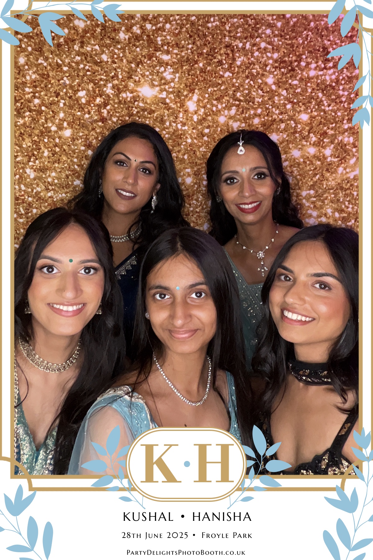 Kushal and Hanisha’s Wedding | View more photos from the event at gallery.partydelightsphotobooth.co.uk/u/PartyDelightsPhotoBooth/Kushal-and-Hanisha’s-Wedding