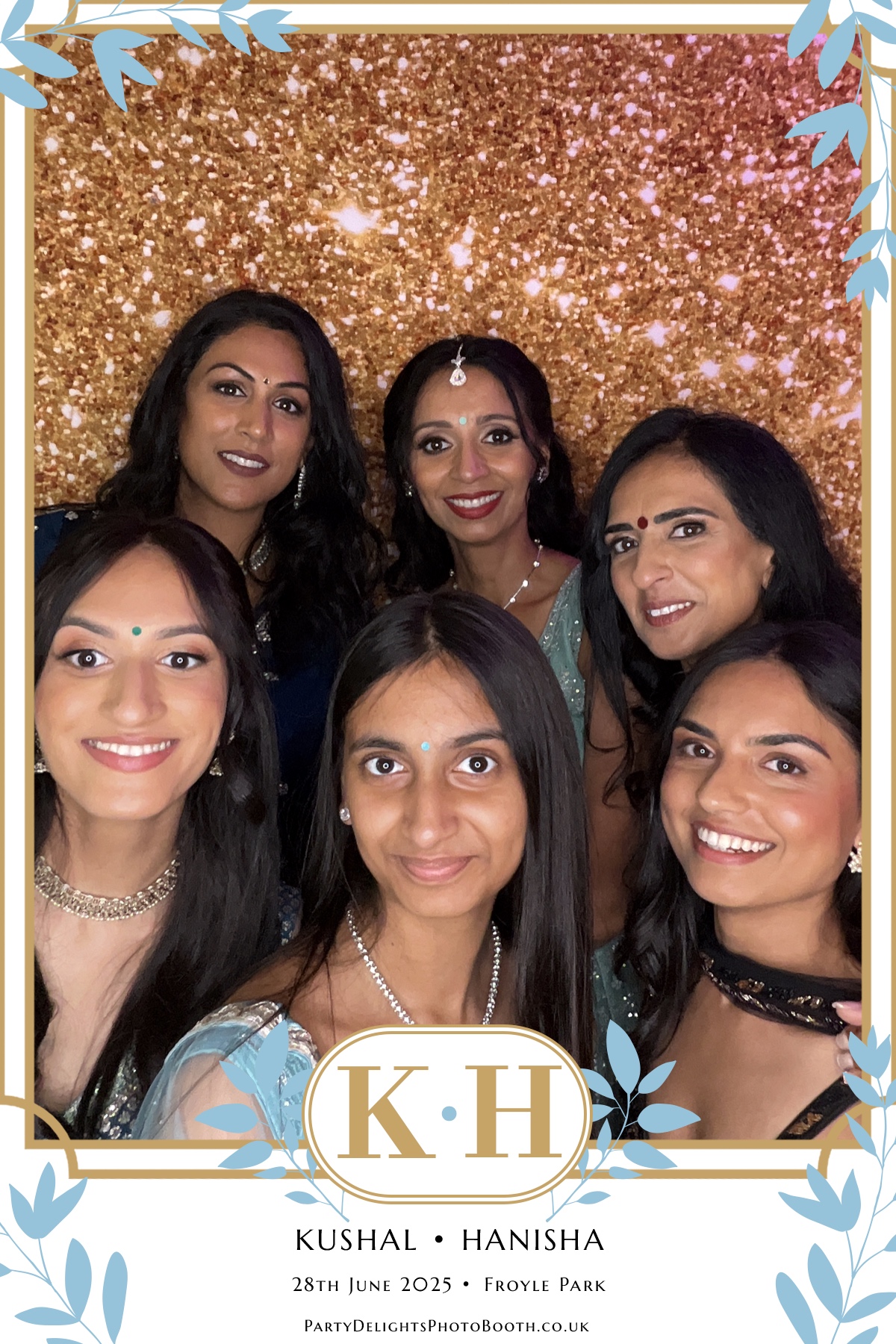 Kushal and Hanisha’s Wedding | View more photos from the event at gallery.partydelightsphotobooth.co.uk/u/PartyDelightsPhotoBooth/Kushal-and-Hanisha’s-Wedding