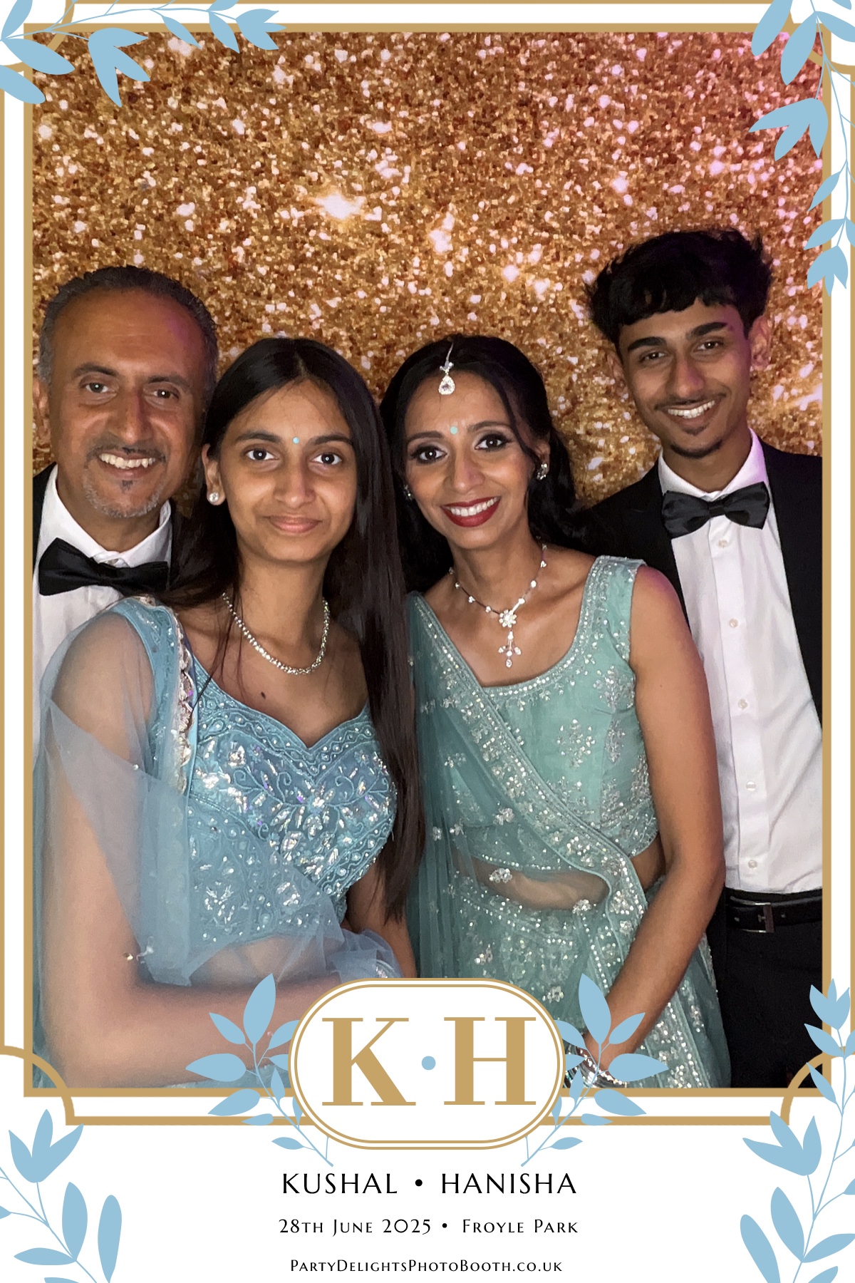 Kushal and Hanisha’s Wedding | View more photos from the event at gallery.partydelightsphotobooth.co.uk/u/PartyDelightsPhotoBooth/Kushal-and-Hanisha’s-Wedding