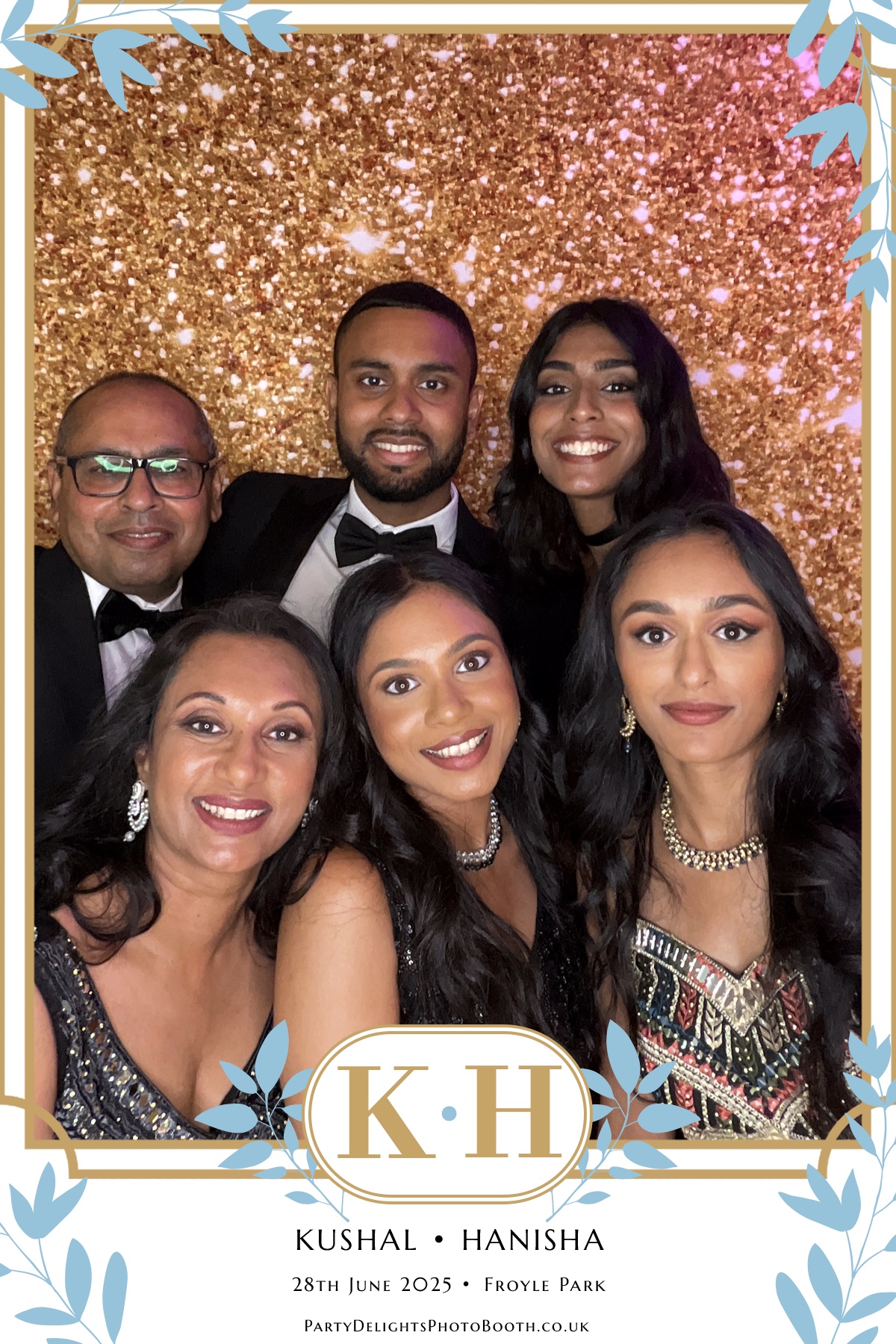 Kushal and Hanisha’s Wedding | View more photos from the event at gallery.partydelightsphotobooth.co.uk/u/PartyDelightsPhotoBooth/Kushal-and-Hanisha’s-Wedding