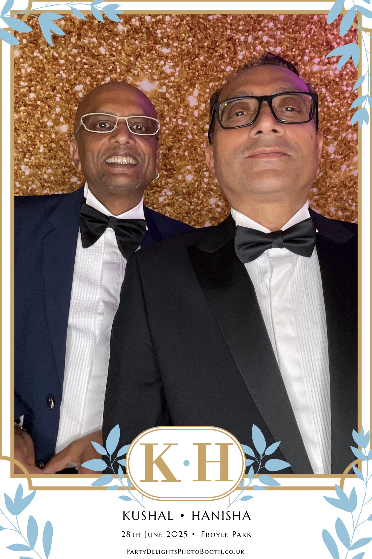 Kushal and Hanisha’s Wedding | View more photos from the event at gallery.partydelightsphotobooth.co.uk/u/PartyDelightsPhotoBooth/Kushal-and-Hanisha’s-Wedding