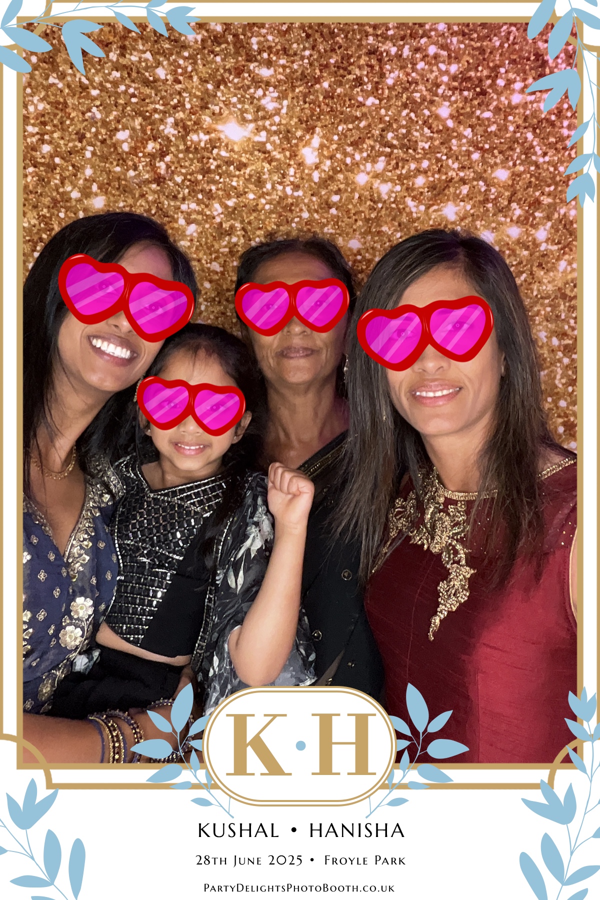 Kushal and Hanisha’s Wedding | View more photos from the event at gallery.partydelightsphotobooth.co.uk/u/PartyDelightsPhotoBooth/Kushal-and-Hanisha’s-Wedding