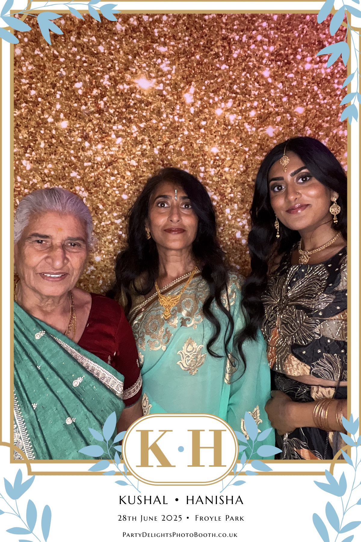 Kushal and Hanisha’s Wedding | View more photos from the event at gallery.partydelightsphotobooth.co.uk/u/PartyDelightsPhotoBooth/Kushal-and-Hanisha’s-Wedding