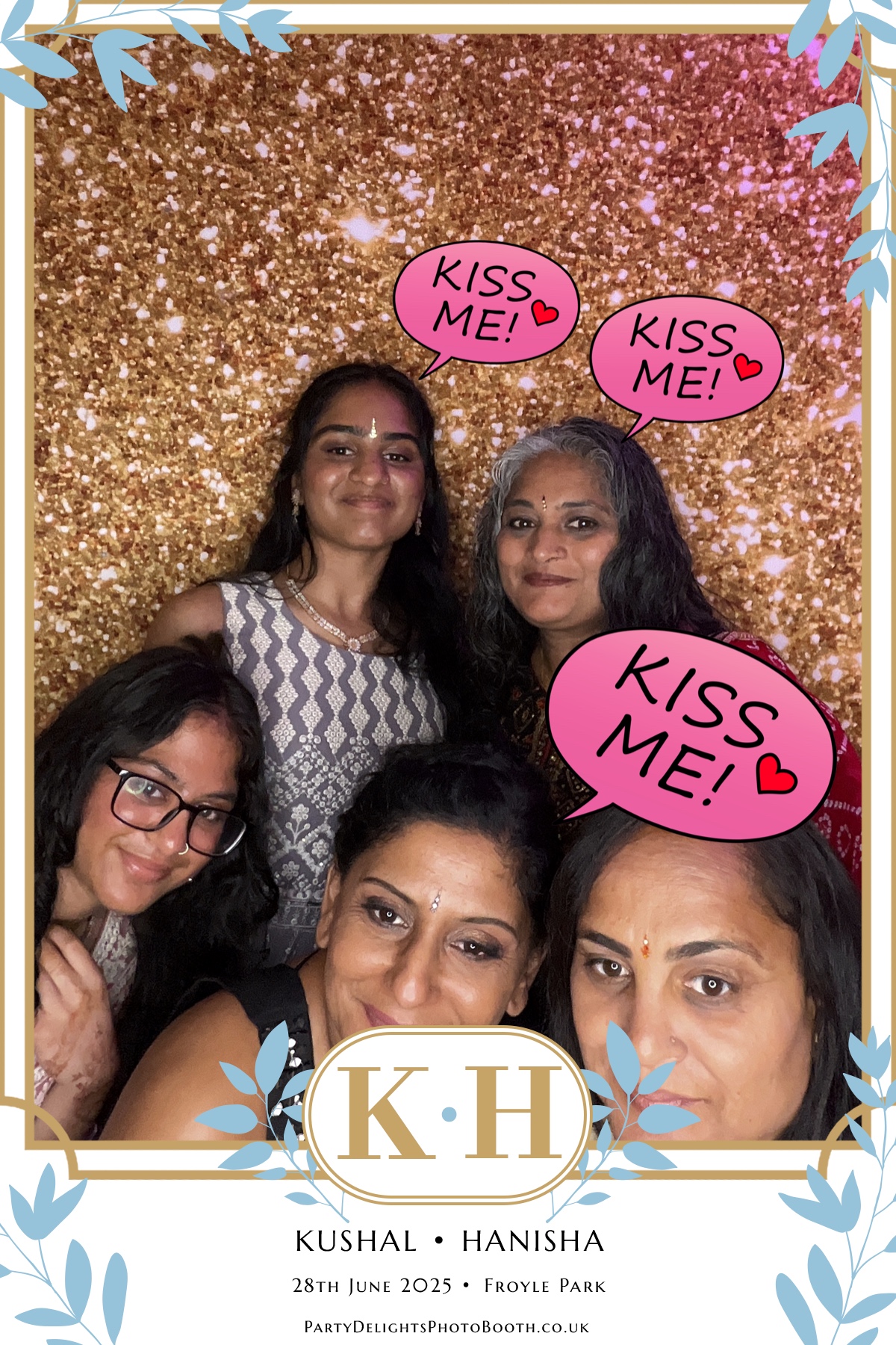 Kushal and Hanisha’s Wedding | View more photos from the event at gallery.partydelightsphotobooth.co.uk/u/PartyDelightsPhotoBooth/Kushal-and-Hanisha’s-Wedding