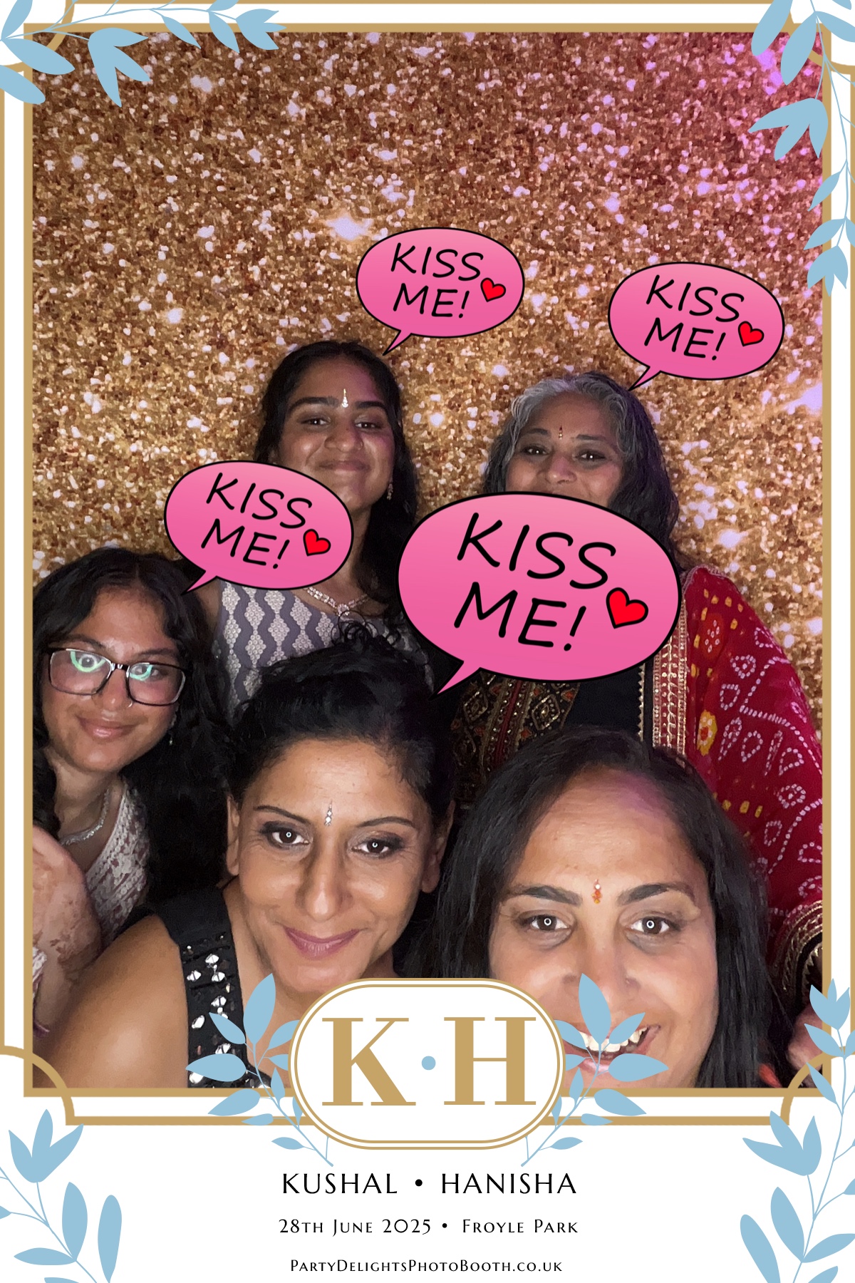 Kushal and Hanisha’s Wedding | View more photos from the event at gallery.partydelightsphotobooth.co.uk/u/PartyDelightsPhotoBooth/Kushal-and-Hanisha’s-Wedding