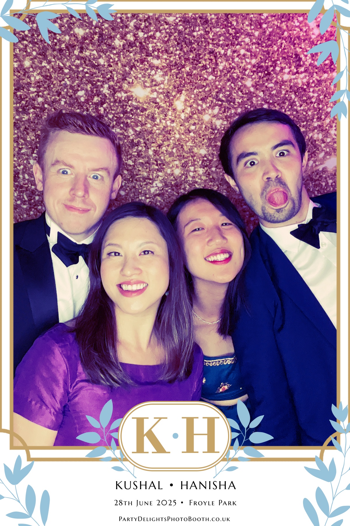Kushal and Hanisha’s Wedding | View more photos from the event at gallery.partydelightsphotobooth.co.uk/u/PartyDelightsPhotoBooth/Kushal-and-Hanisha’s-Wedding