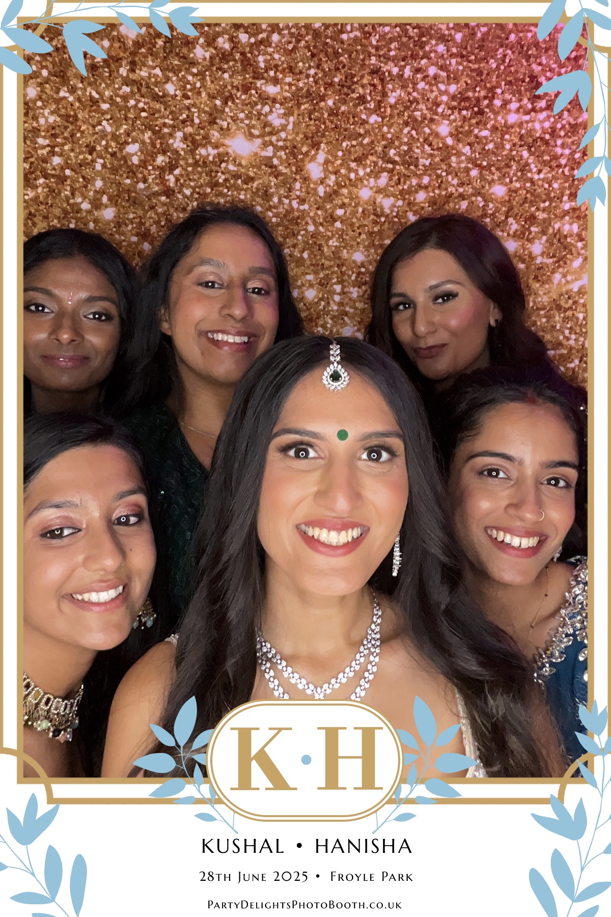 Kushal and Hanisha’s Wedding | View more photos from the event at gallery.partydelightsphotobooth.co.uk/u/PartyDelightsPhotoBooth/Kushal-and-Hanisha’s-Wedding