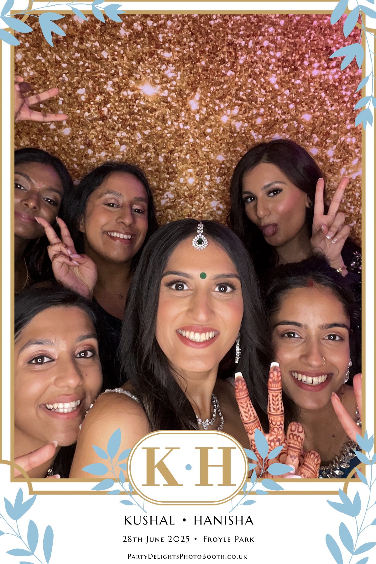 Kushal and Hanisha’s Wedding | View more photos from the event at gallery.partydelightsphotobooth.co.uk/u/PartyDelightsPhotoBooth/Kushal-and-Hanisha’s-Wedding