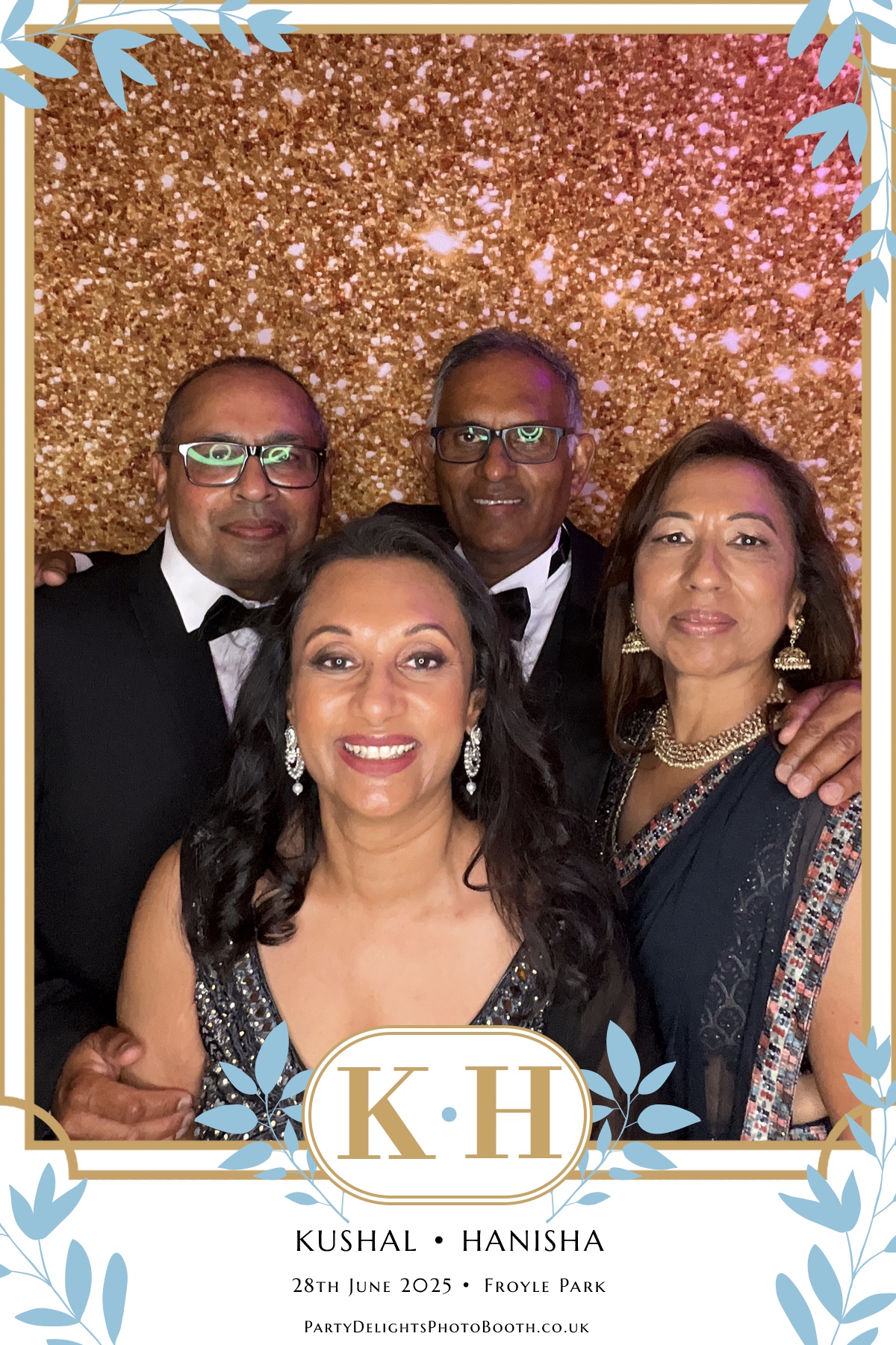 Kushal and Hanisha’s Wedding | View more photos from the event at gallery.partydelightsphotobooth.co.uk/u/PartyDelightsPhotoBooth/Kushal-and-Hanisha’s-Wedding