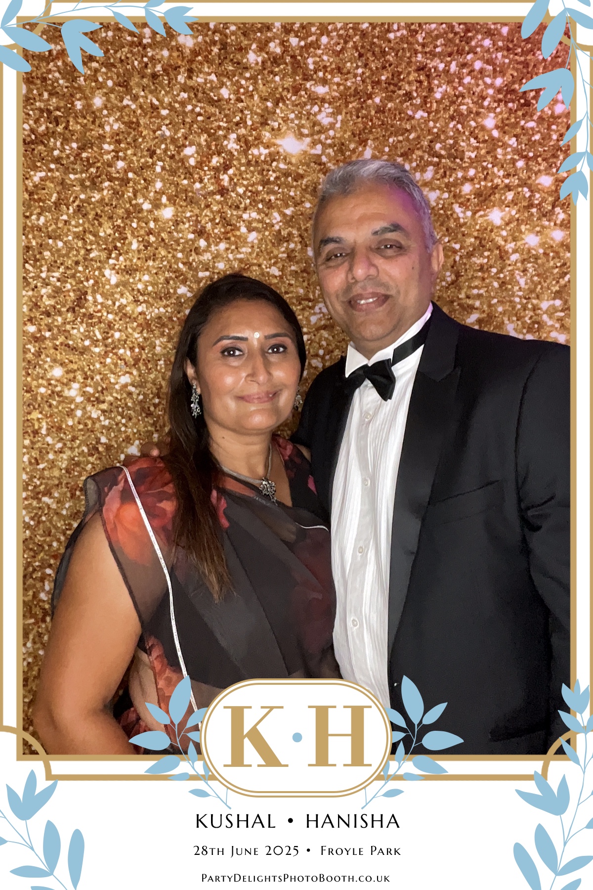 Kushal and Hanisha’s Wedding | View more photos from the event at gallery.partydelightsphotobooth.co.uk/u/PartyDelightsPhotoBooth/Kushal-and-Hanisha’s-Wedding
