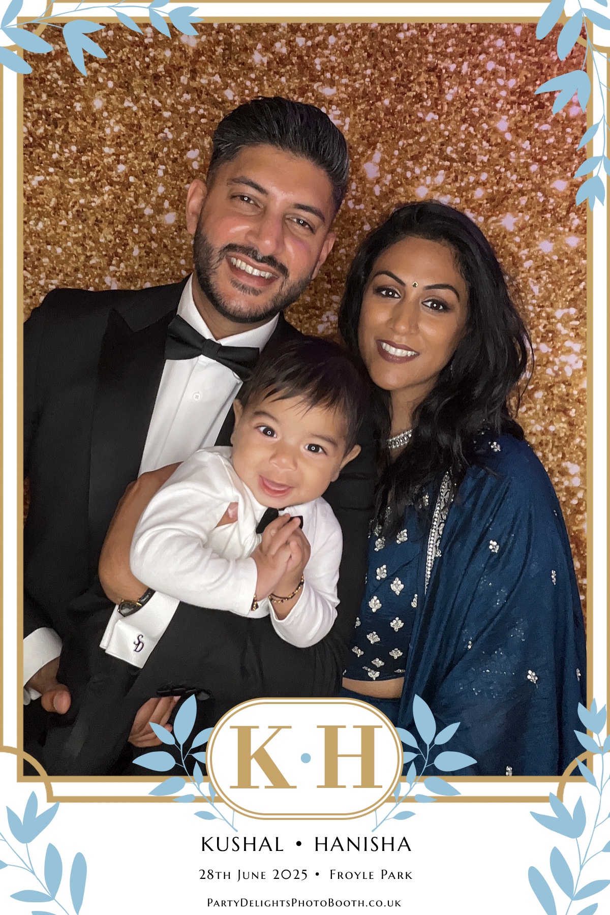Kushal and Hanisha’s Wedding | View more photos from the event at gallery.partydelightsphotobooth.co.uk/u/PartyDelightsPhotoBooth/Kushal-and-Hanisha’s-Wedding