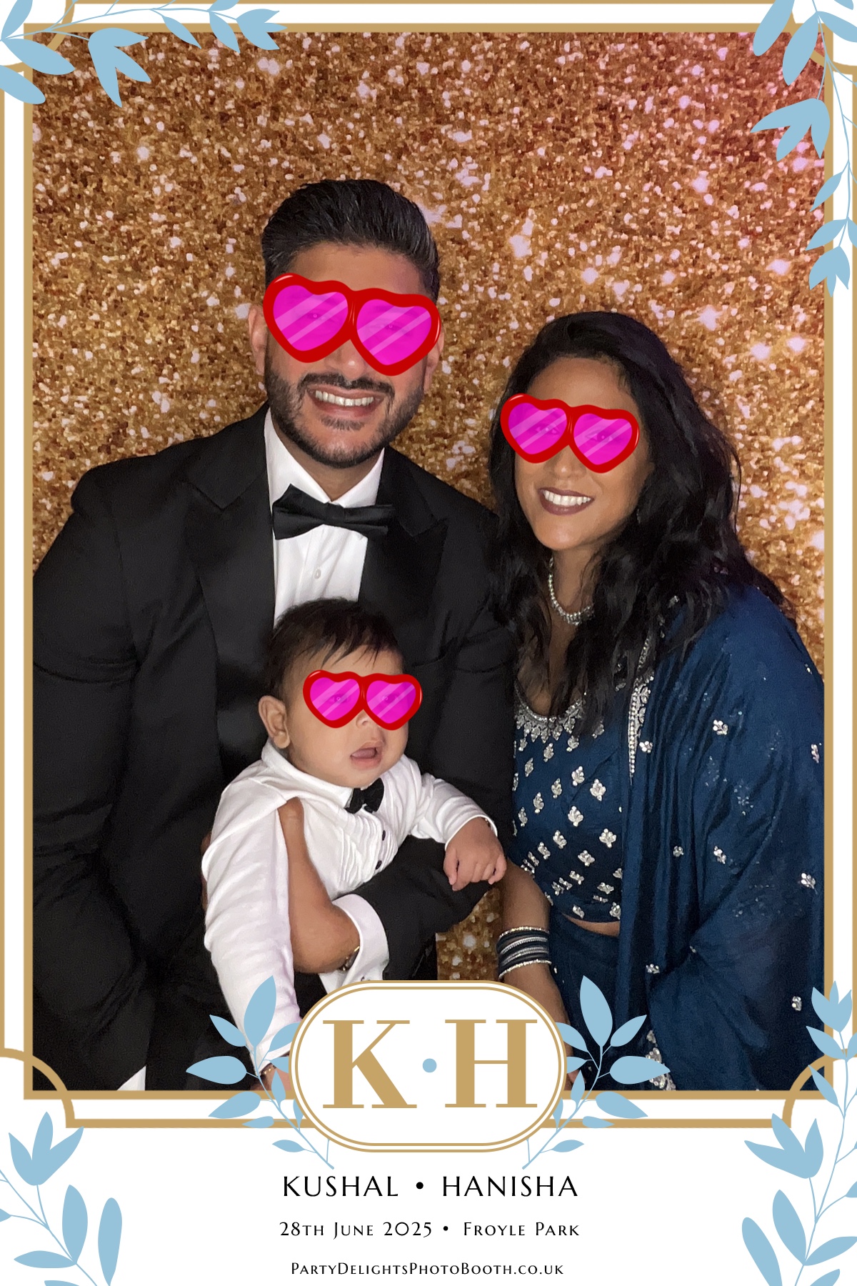 Kushal and Hanisha’s Wedding | View more photos from the event at gallery.partydelightsphotobooth.co.uk/u/PartyDelightsPhotoBooth/Kushal-and-Hanisha’s-Wedding