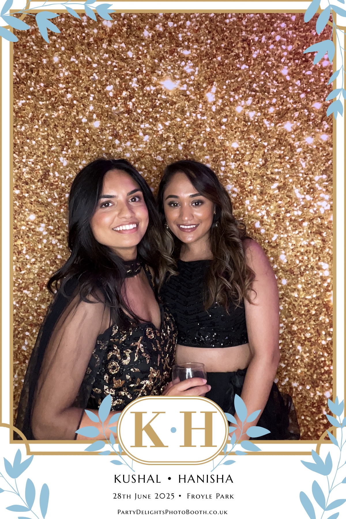 Kushal and Hanisha’s Wedding | View more photos from the event at gallery.partydelightsphotobooth.co.uk/u/PartyDelightsPhotoBooth/Kushal-and-Hanisha’s-Wedding