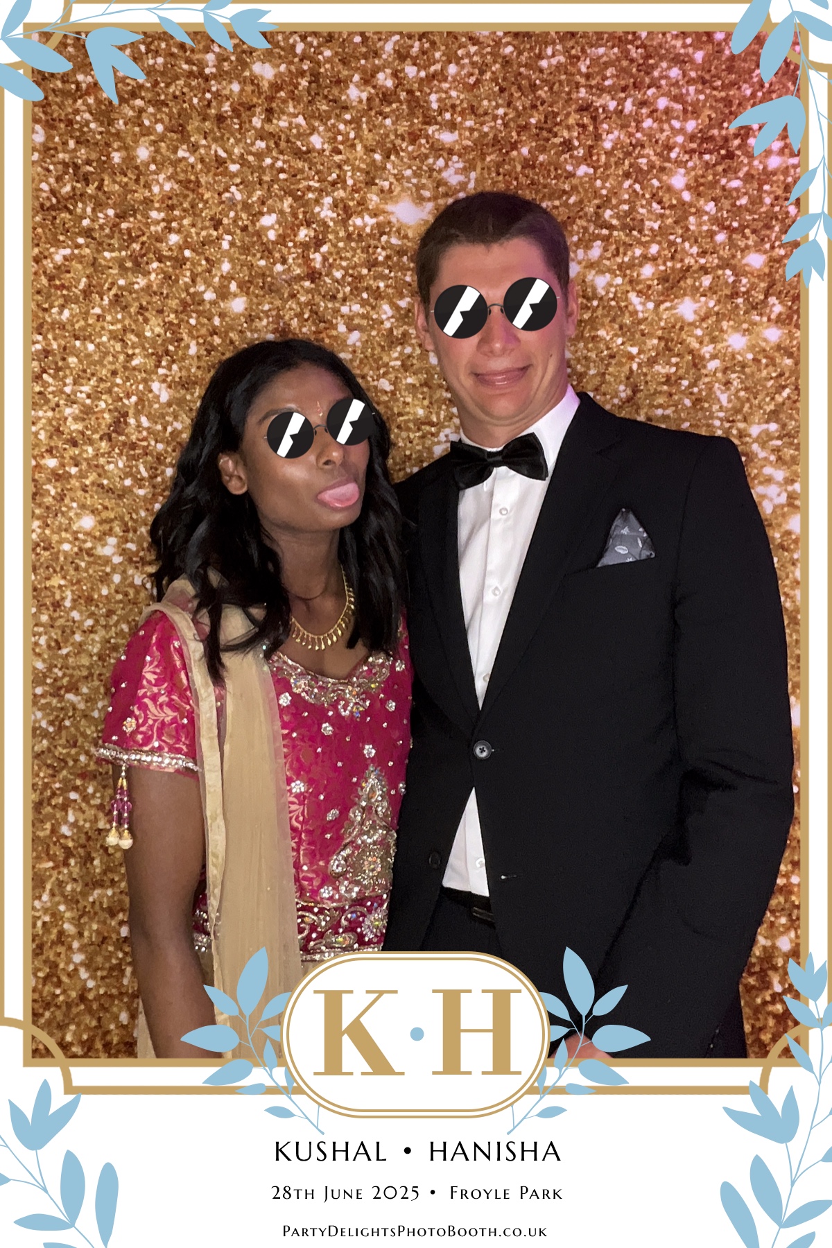 Kushal and Hanisha’s Wedding | View more photos from the event at gallery.partydelightsphotobooth.co.uk/u/PartyDelightsPhotoBooth/Kushal-and-Hanisha’s-Wedding