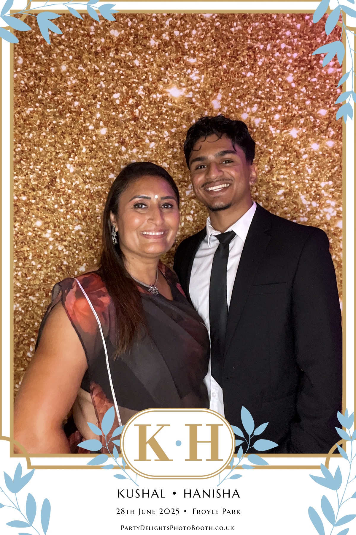 Kushal and Hanisha’s Wedding | View more photos from the event at gallery.partydelightsphotobooth.co.uk/u/PartyDelightsPhotoBooth/Kushal-and-Hanisha’s-Wedding