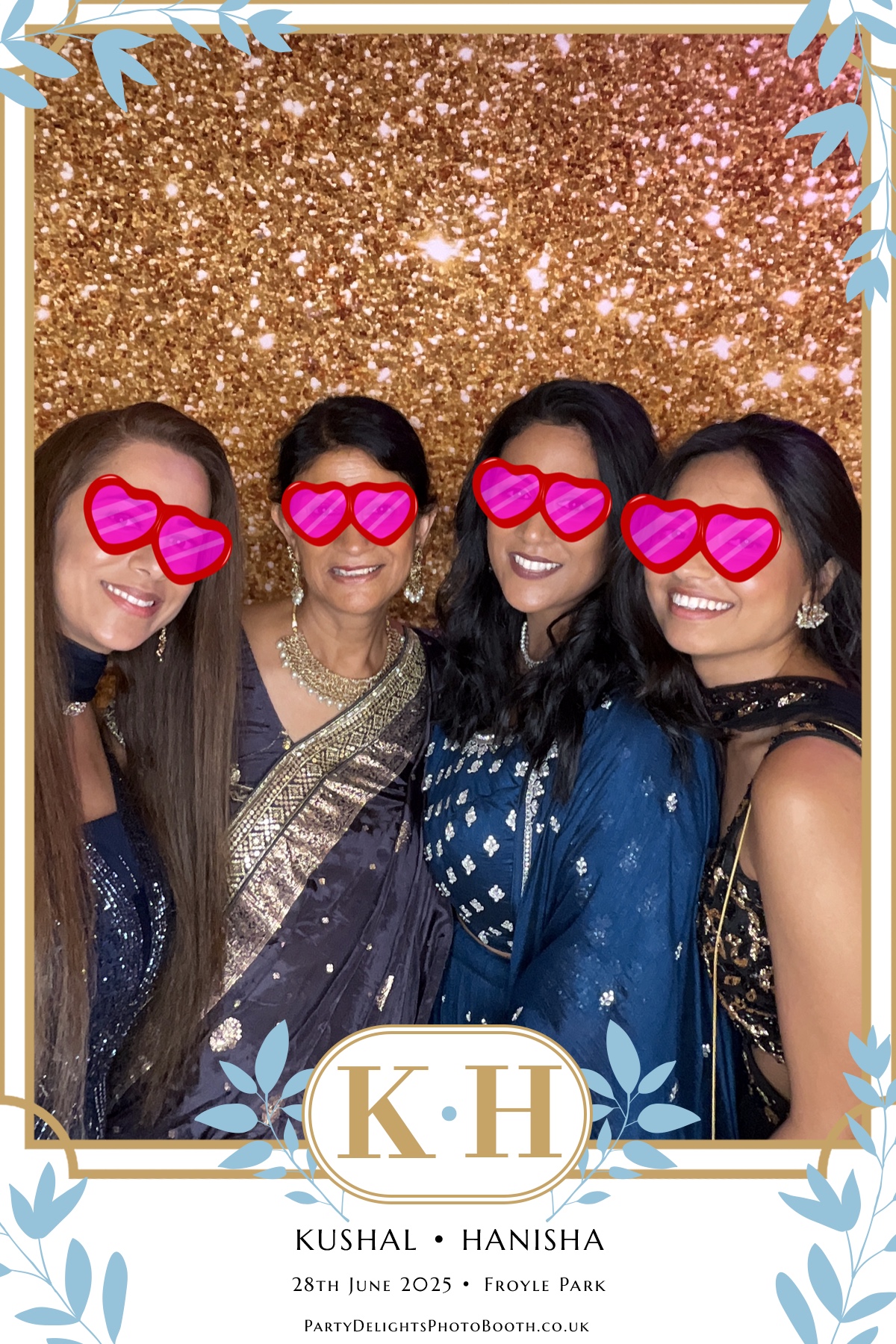 Kushal and Hanisha’s Wedding | View more photos from the event at gallery.partydelightsphotobooth.co.uk/u/PartyDelightsPhotoBooth/Kushal-and-Hanisha’s-Wedding